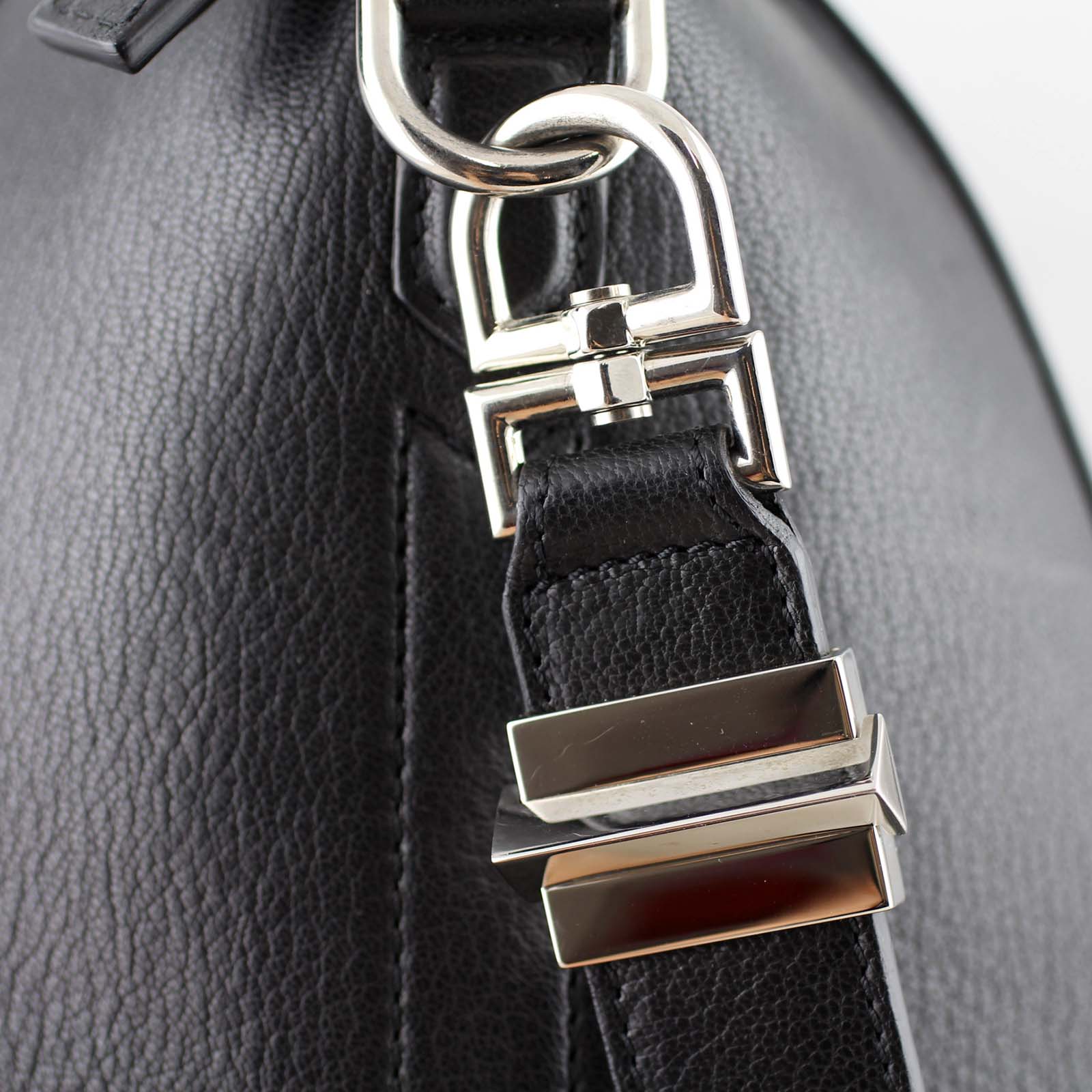 Givenchy Antigona Medium Hardware