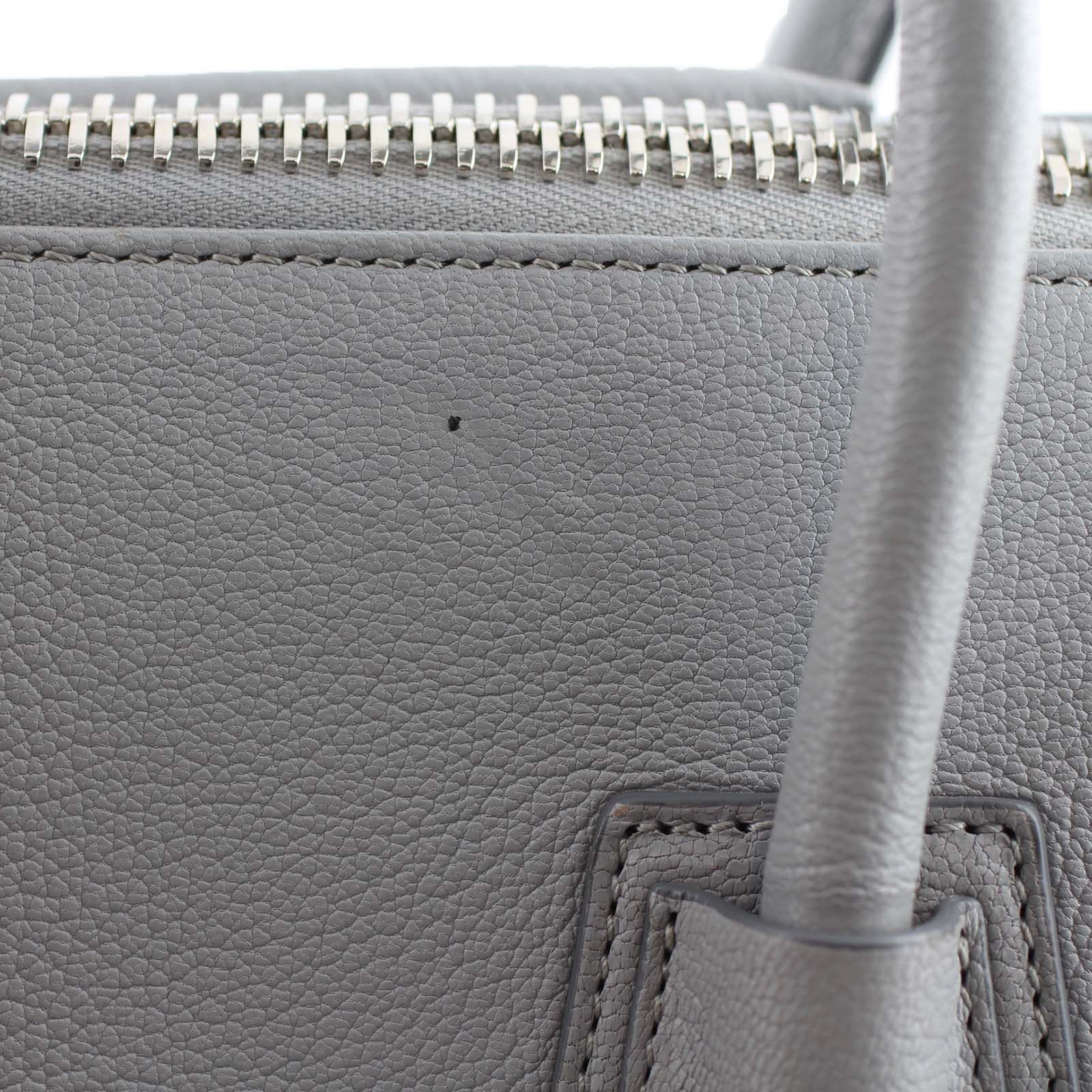 Givenchy Antigona Medium mark