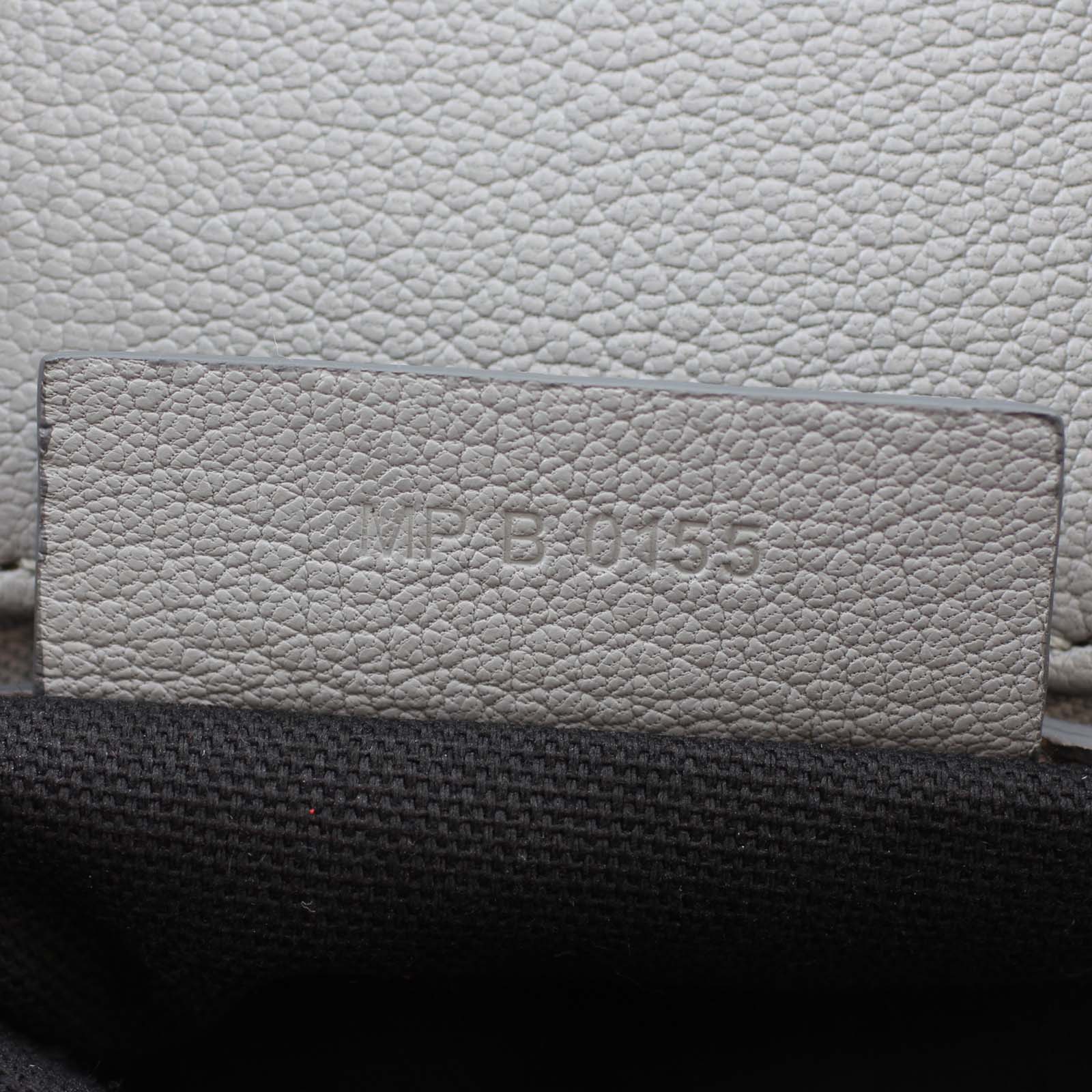Givenchy Antigona Medium Serial Code