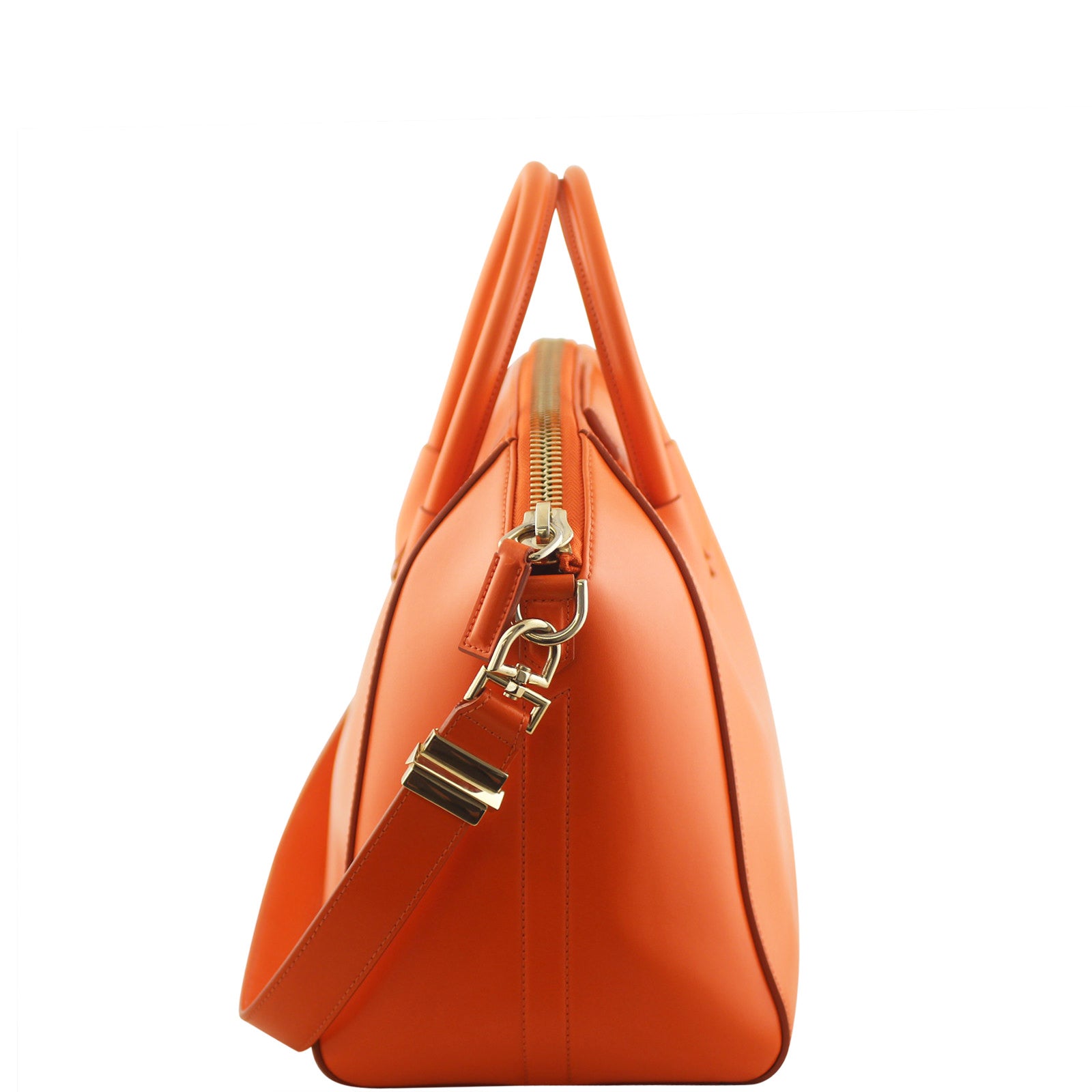 Givenchy Antigona Medium Bag left