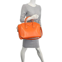 Givenchy Antigona Medium Bag Mannequin