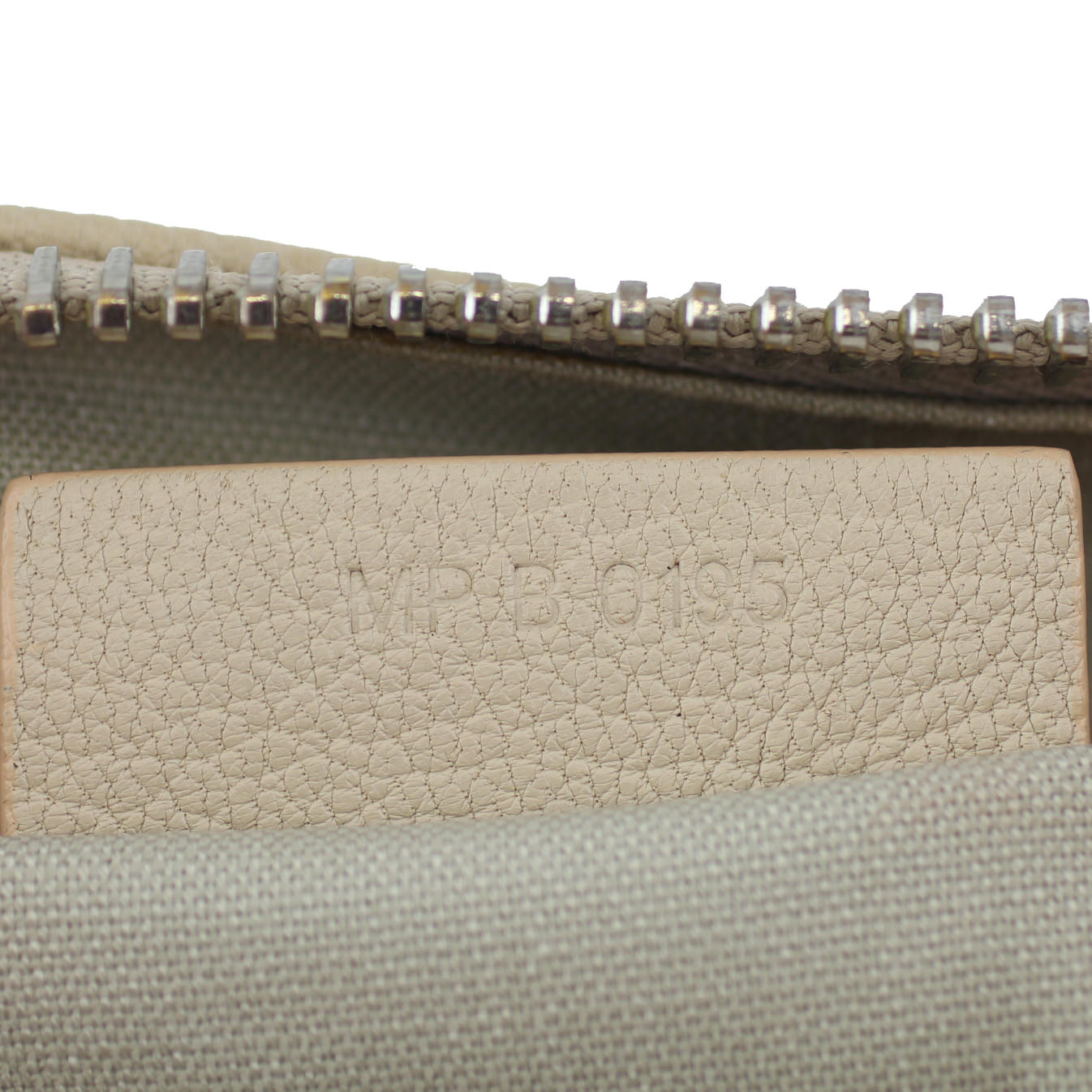 Givenchy Antigona Medium Code