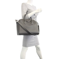 Givenchy Antigona Medium Mannequin