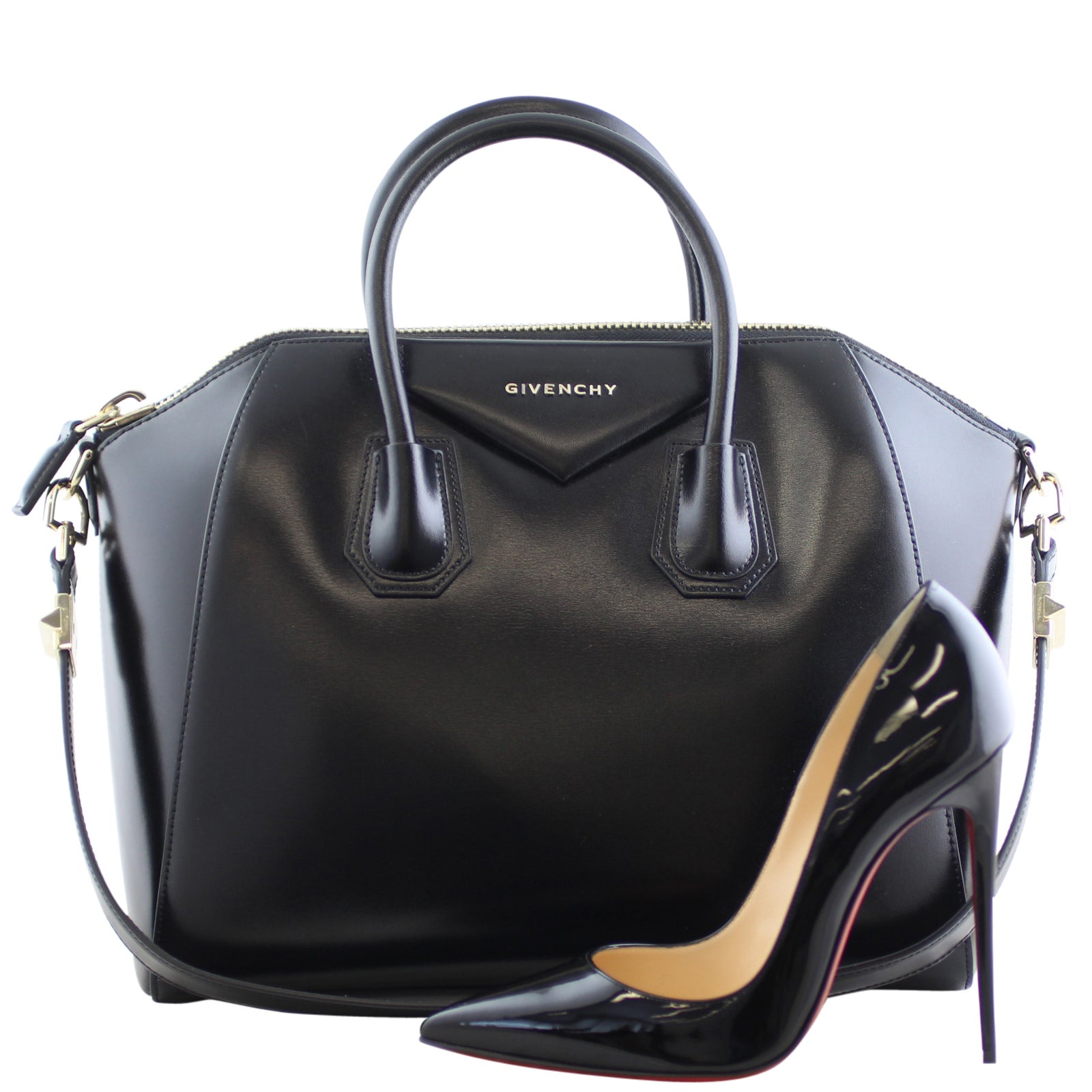 Givenchy Antigona Medium scale