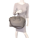 Givenchy Antigona Medium Mannequin