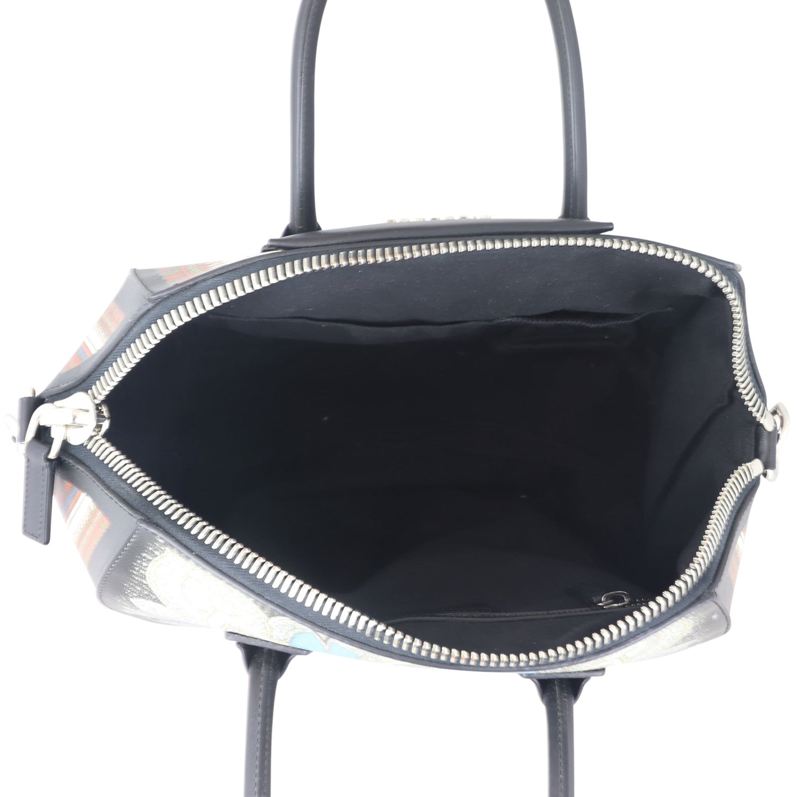 Givenchy Antigona Medium interior