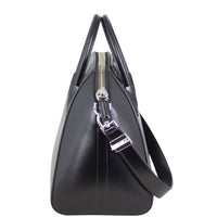 Givenchy Antigona Medium Right