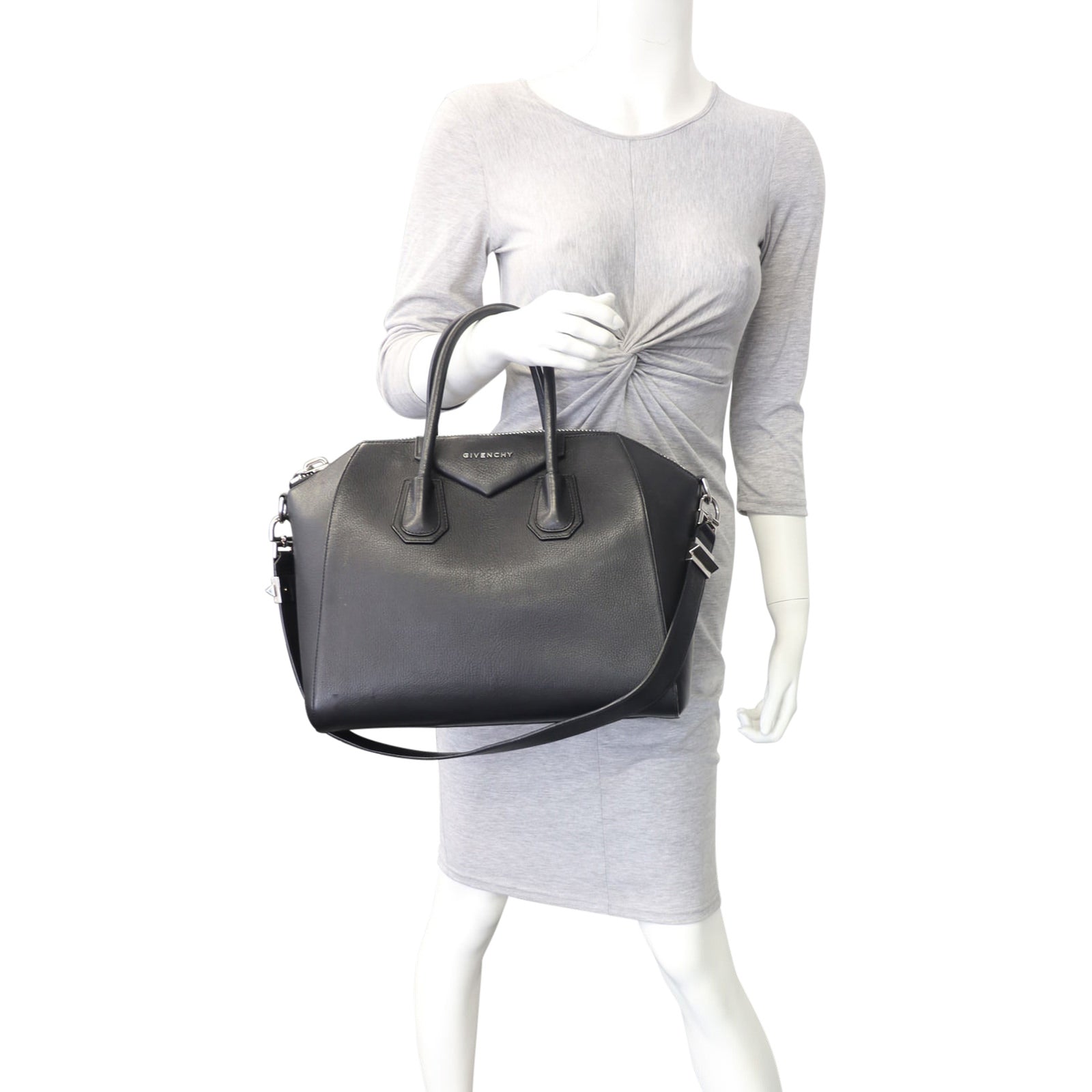 Givenchy Antigona Medium mannequin