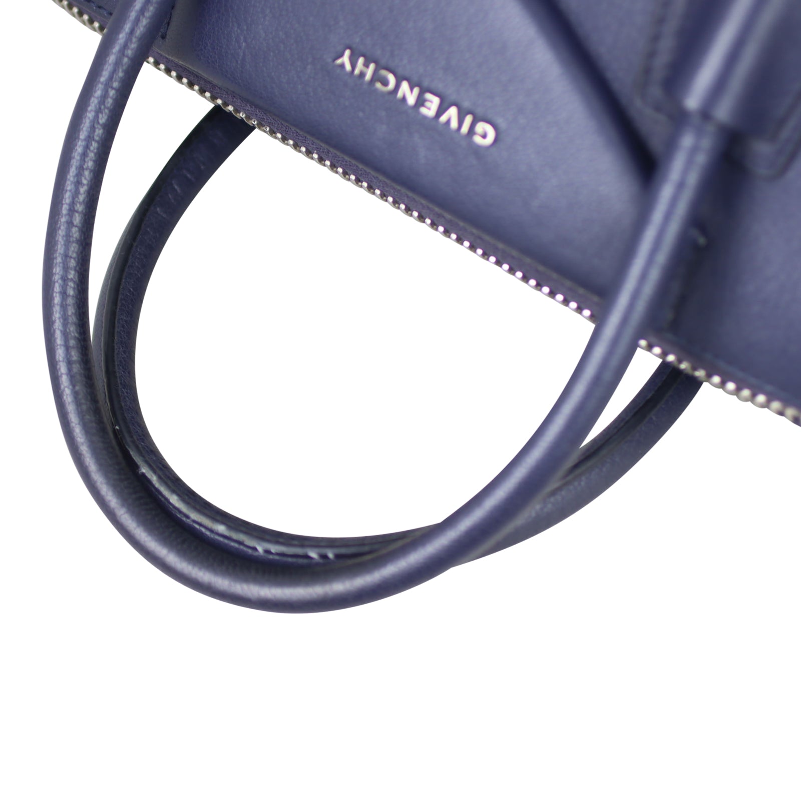 Givenchy Antigona Medium Corner