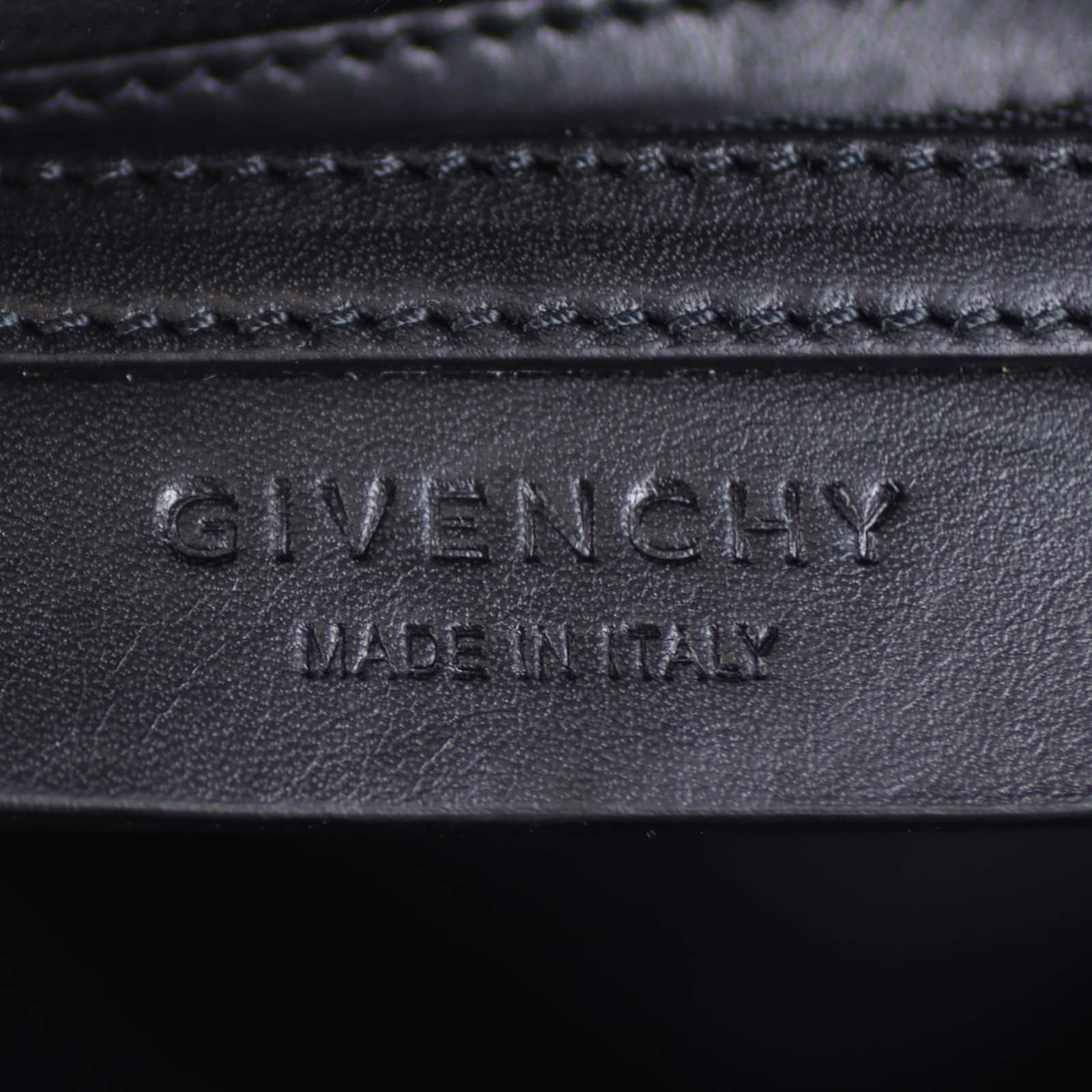 Givenchy Antigona Medium Stamp