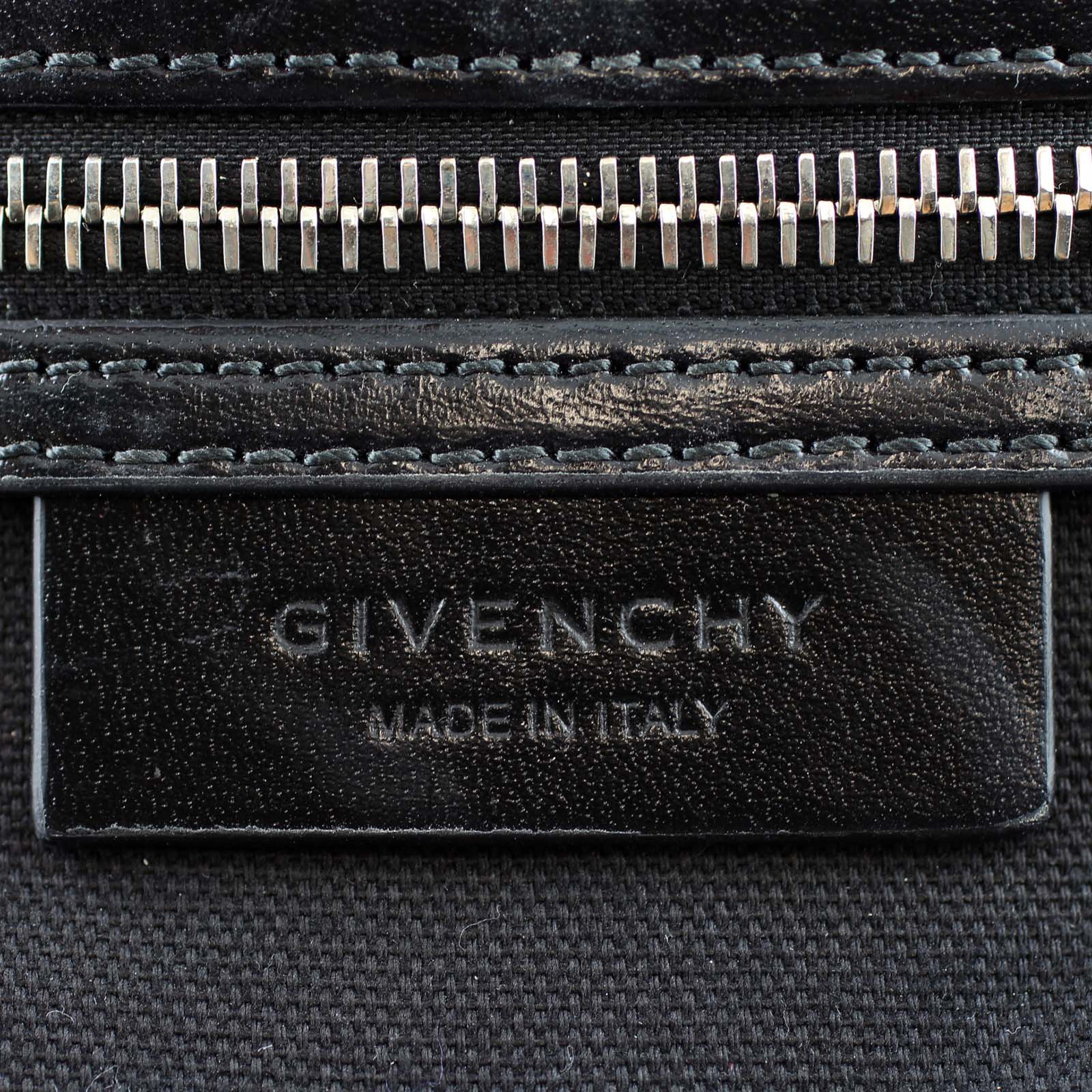 Givenchy Antigona Small stamp