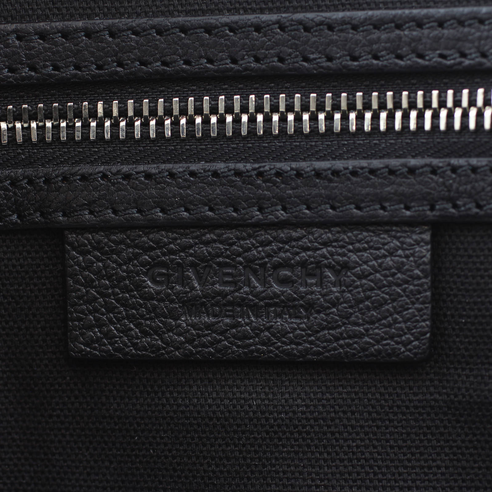 Givenchy Antigona Medium stamp