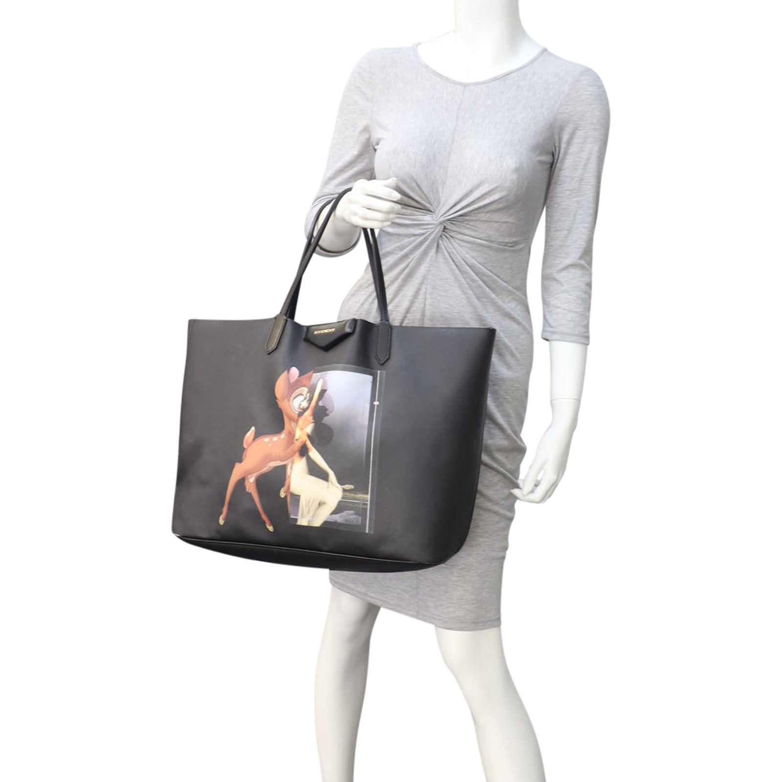Givenchy Bambi Antigona Shopping Tote Large mannequin
