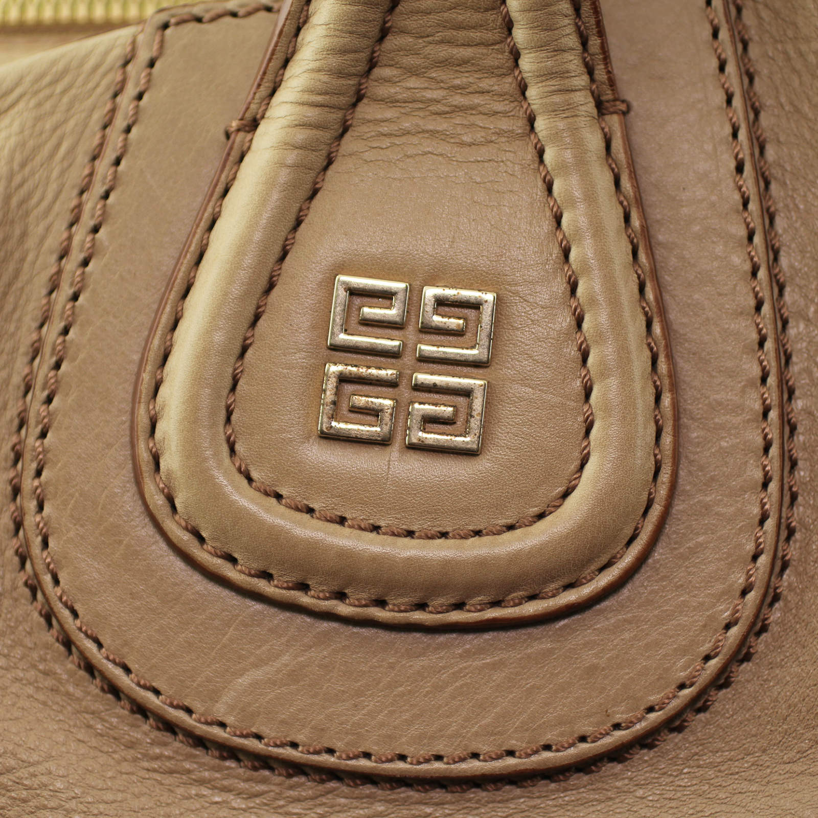 Givenchy Nightingale Medium Beige hardware