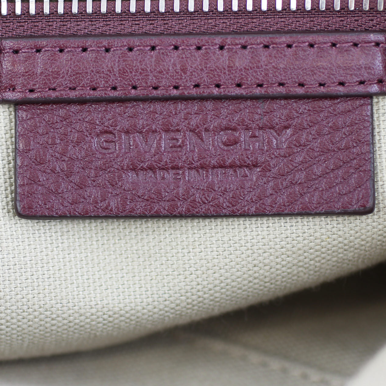 Givenchy Nightingale Medium Stamp