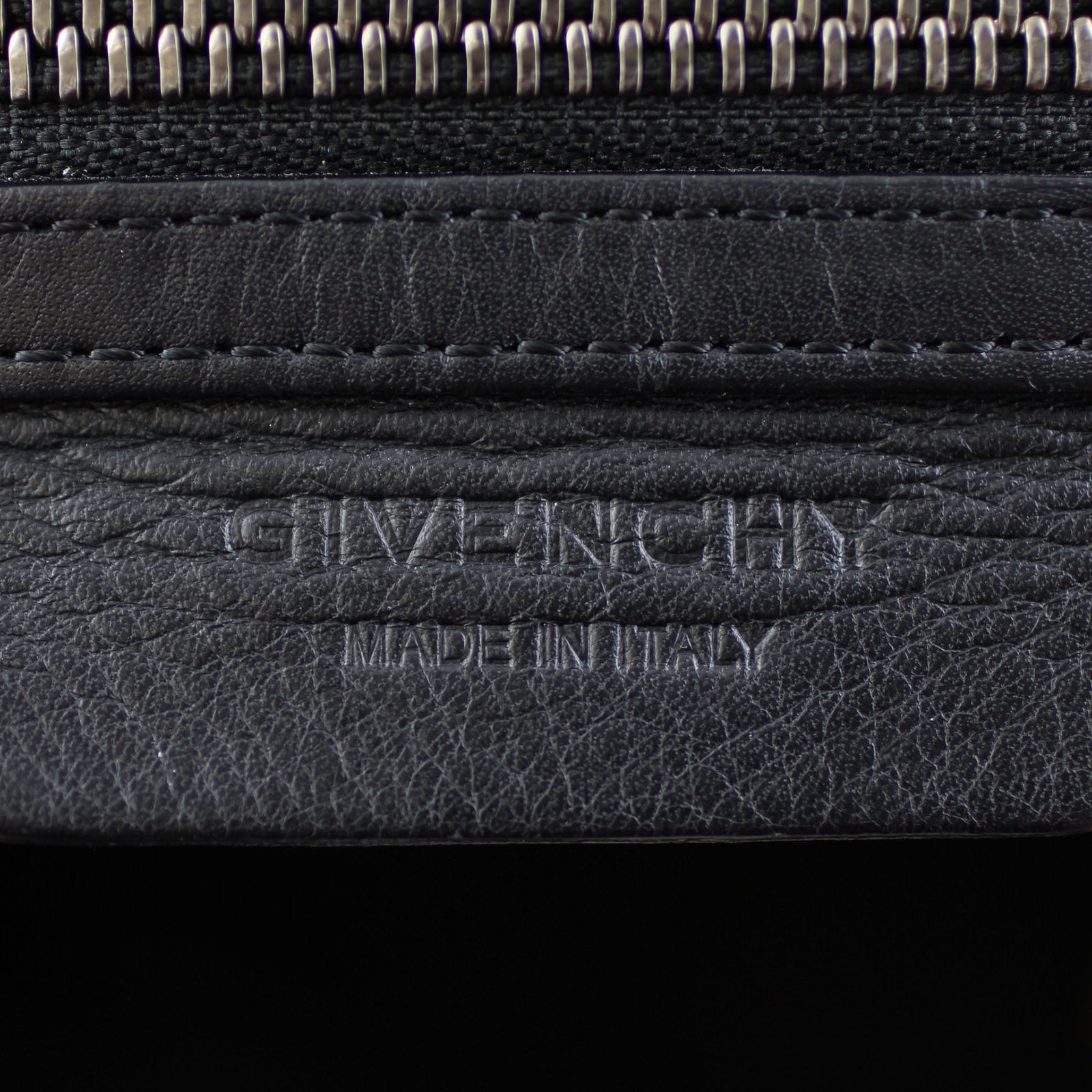 Givenchy Nightingale Small Stamp