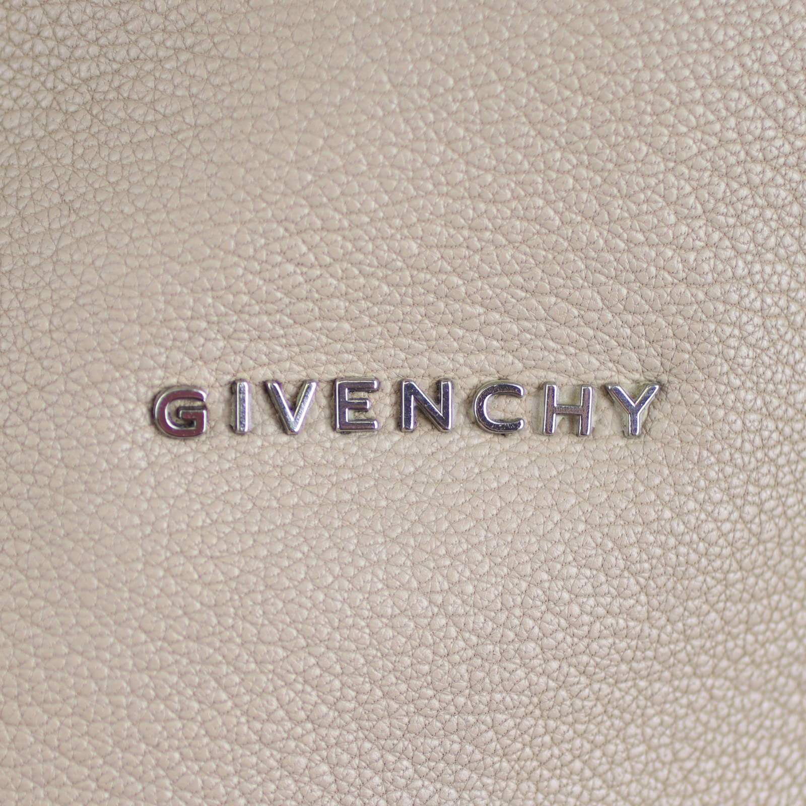 Givenchy Pandora Bag Exterior