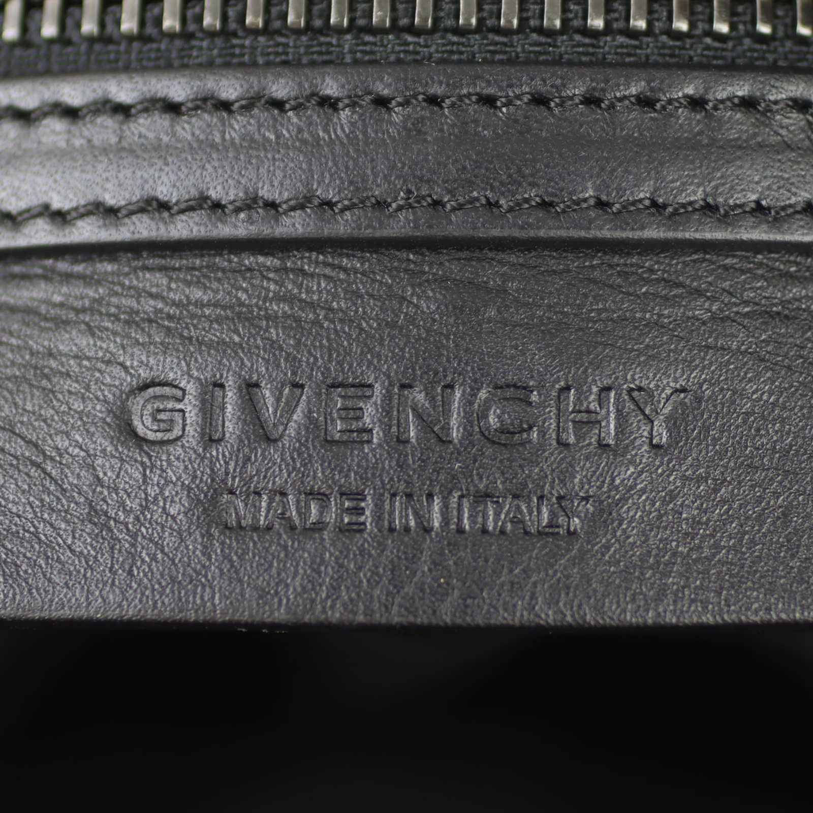 Givenchy Pandora Medium Stamp