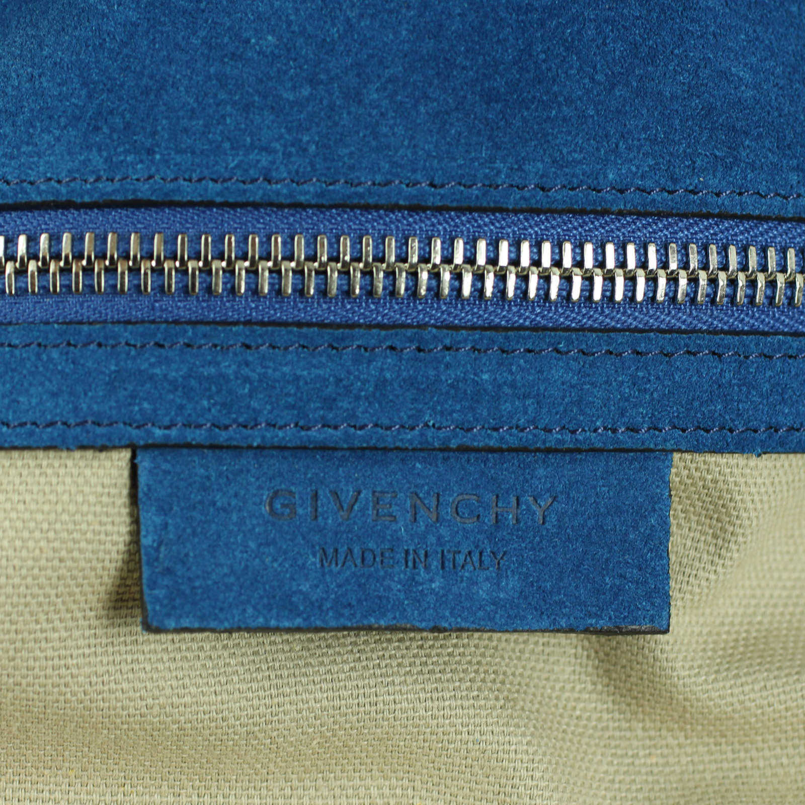 Givenchy Pandora Pure Small Stamp