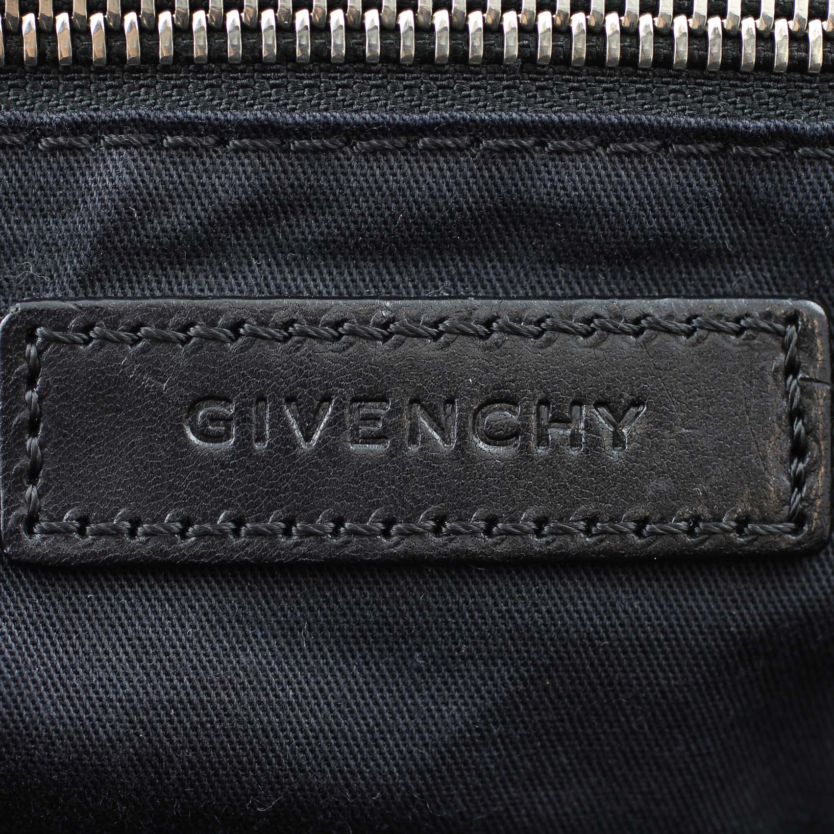 Givenchy Sacca Stamp