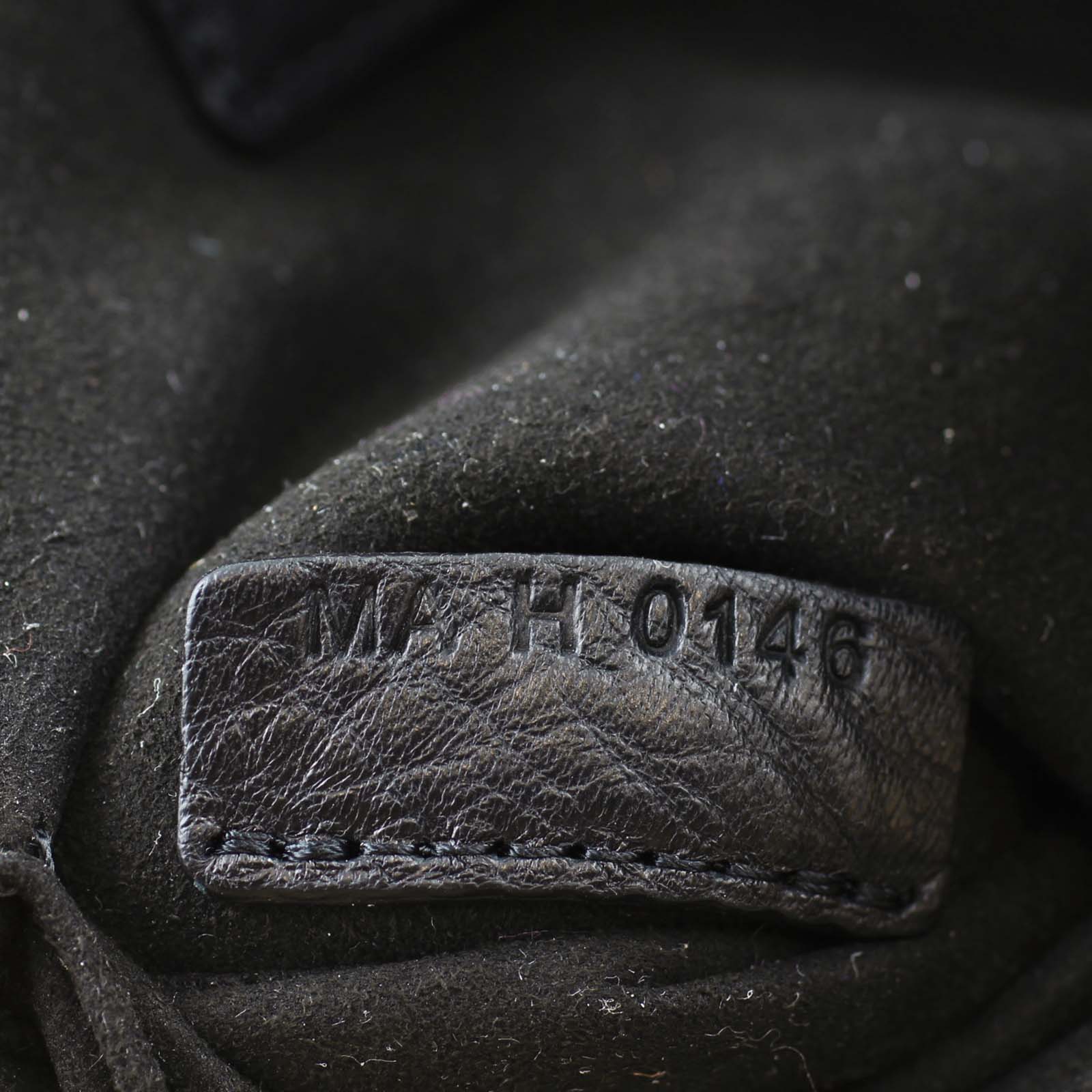 Givenchy Shark Small date code