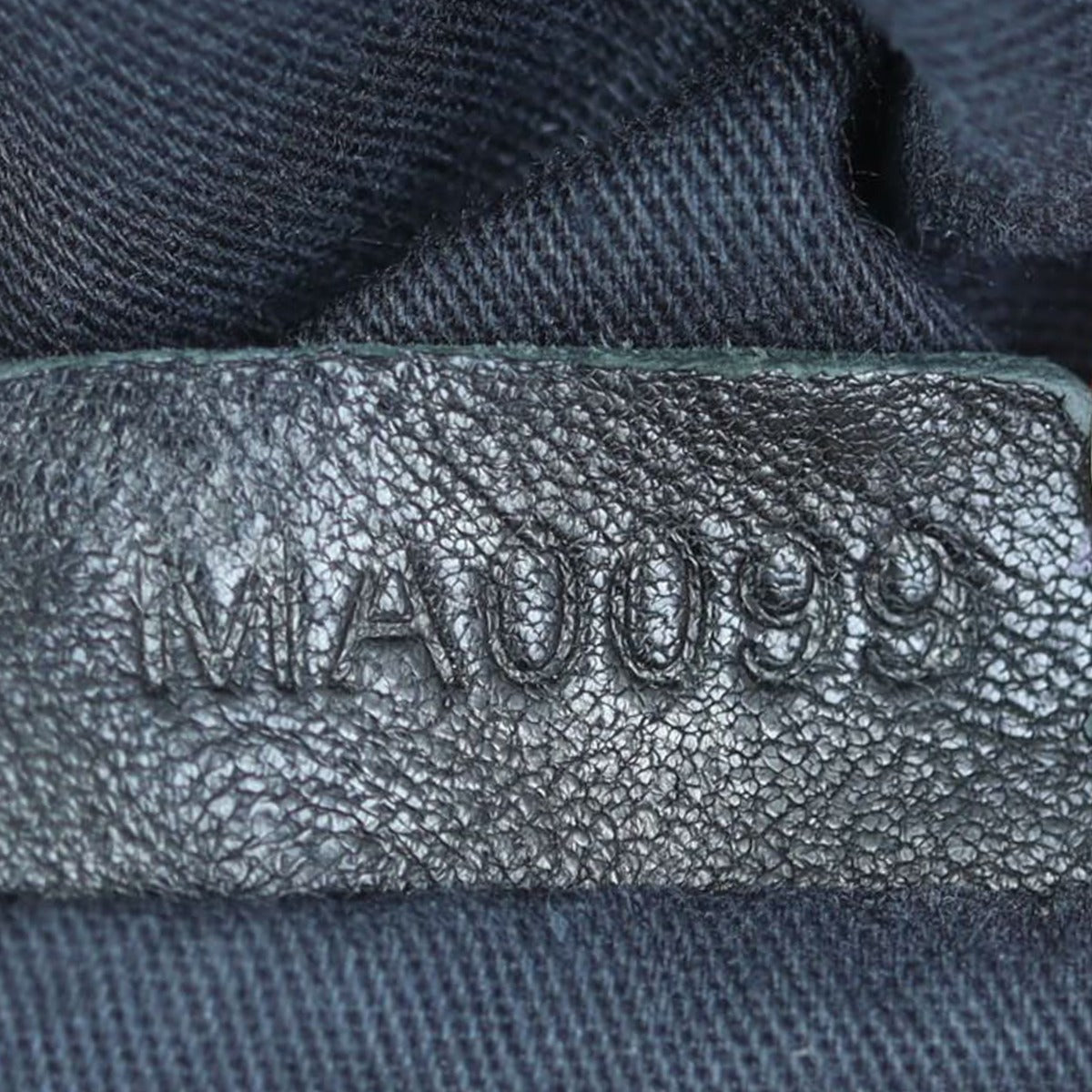 Givenchy Nightingale Medium Date code
