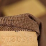 Louis Vuitton Batignolles Vertical Monogram Date code
