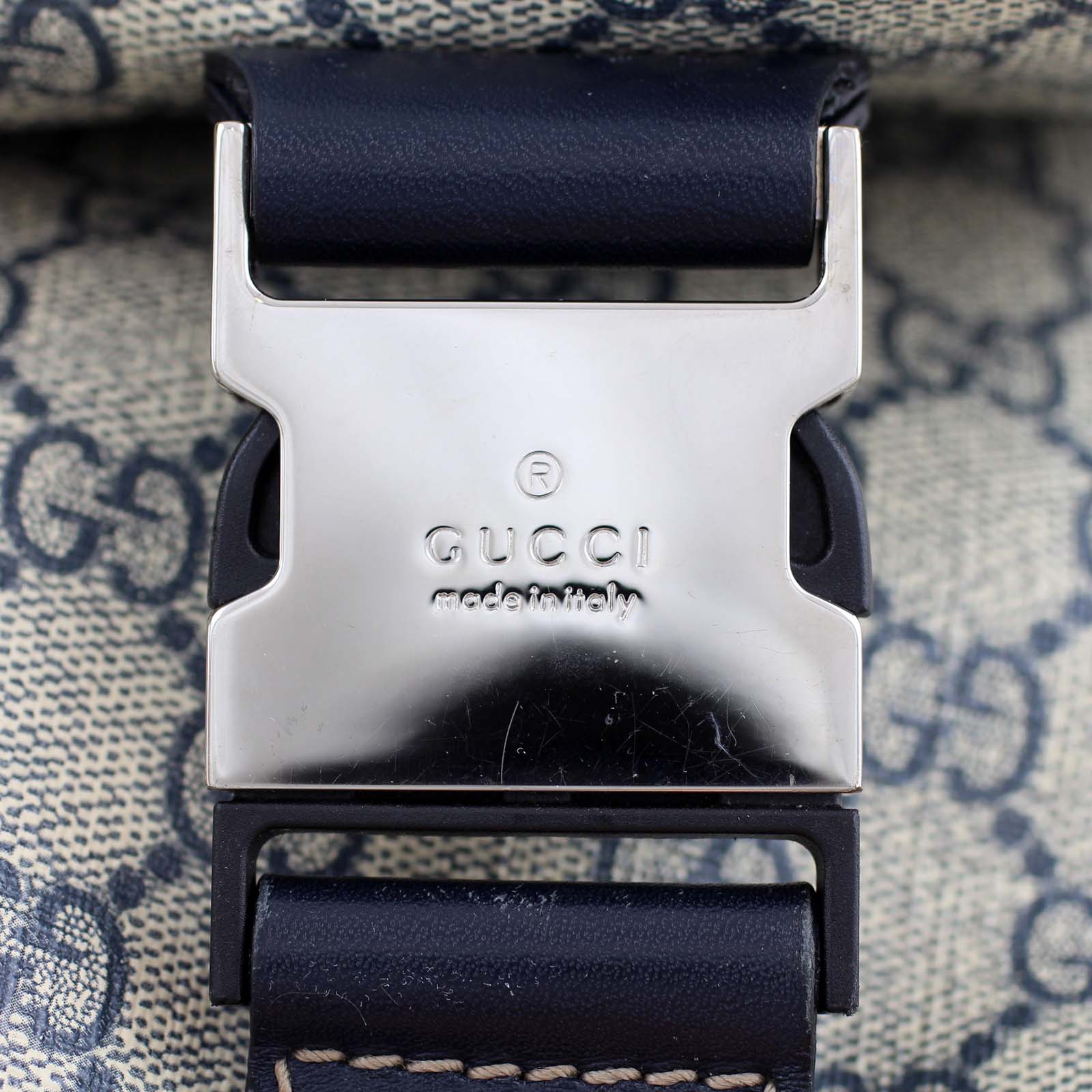 Gucci GG Supreme Baby Bag hardware