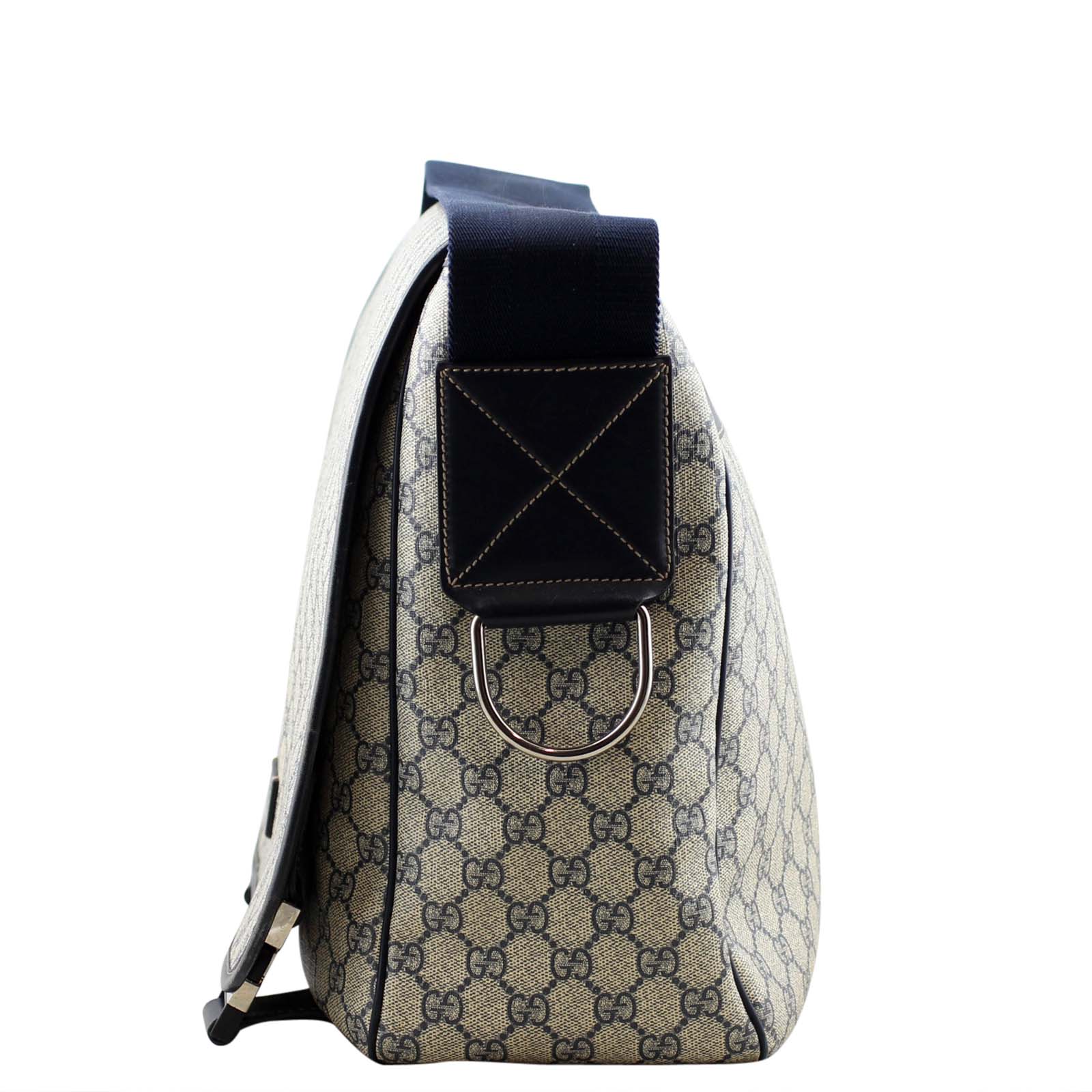 Gucci GG Supreme Baby Bag Right