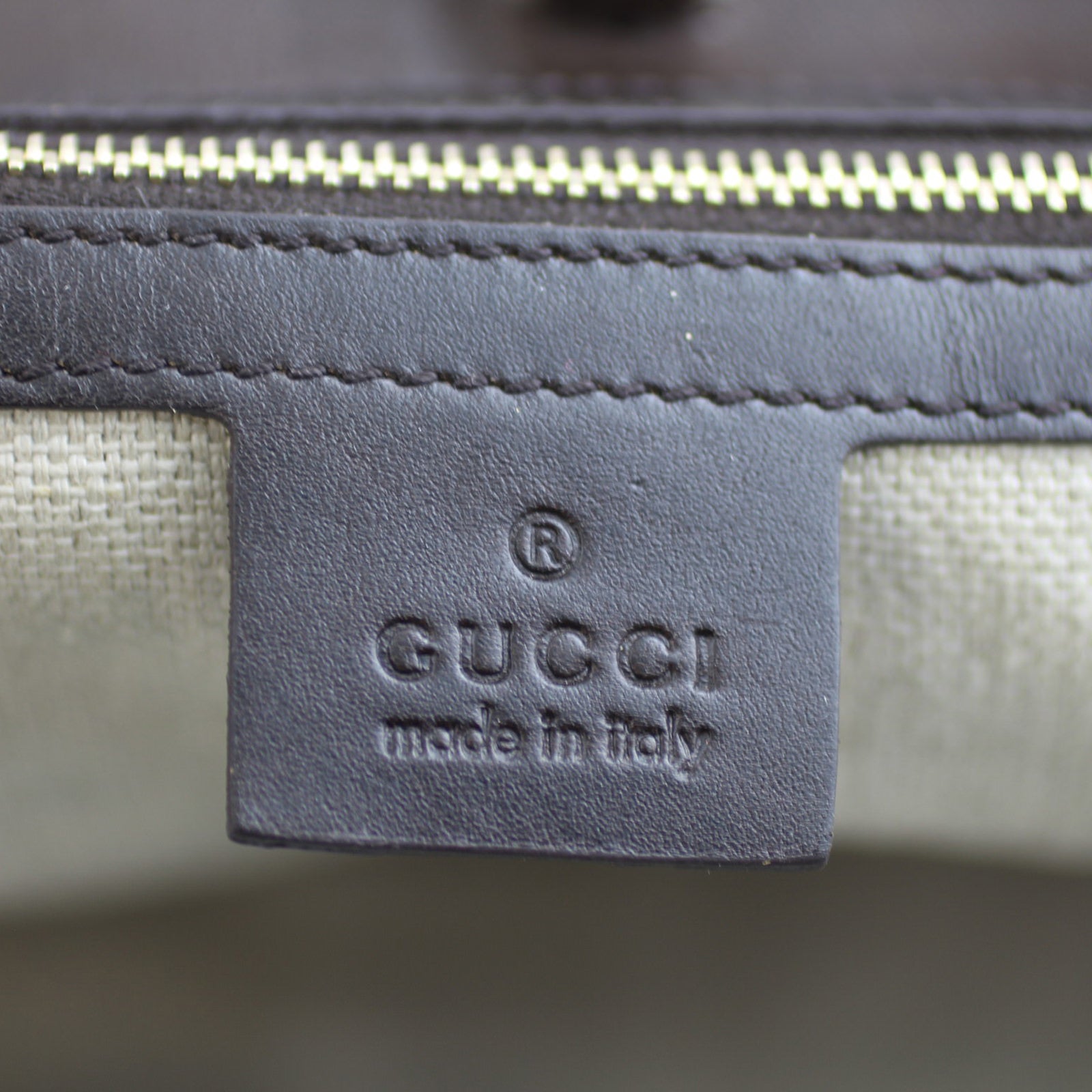 Gucci Craft Tote Stamp