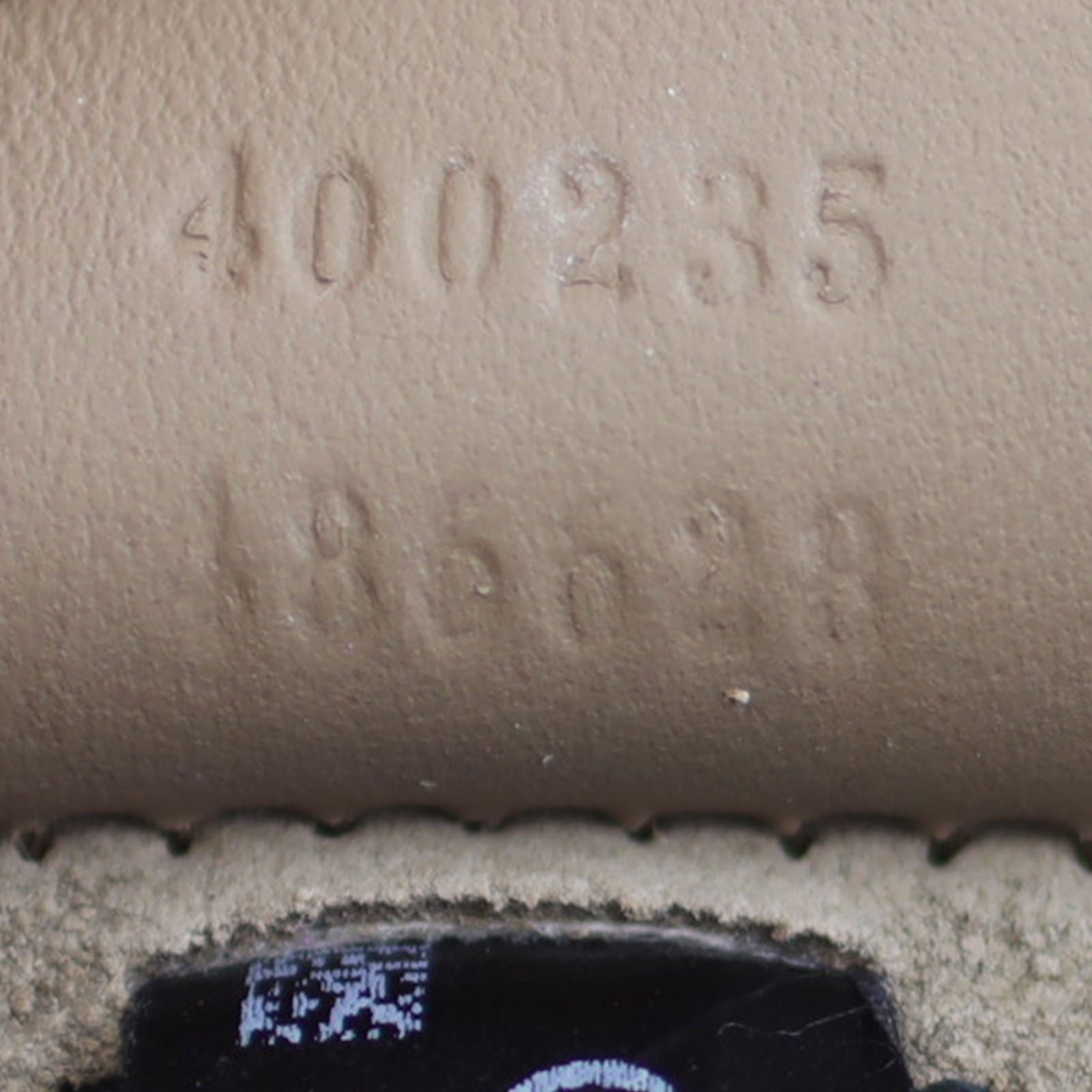 Gucci Dionysus Embellished GG Supreme Shoulder Bag Medium Code