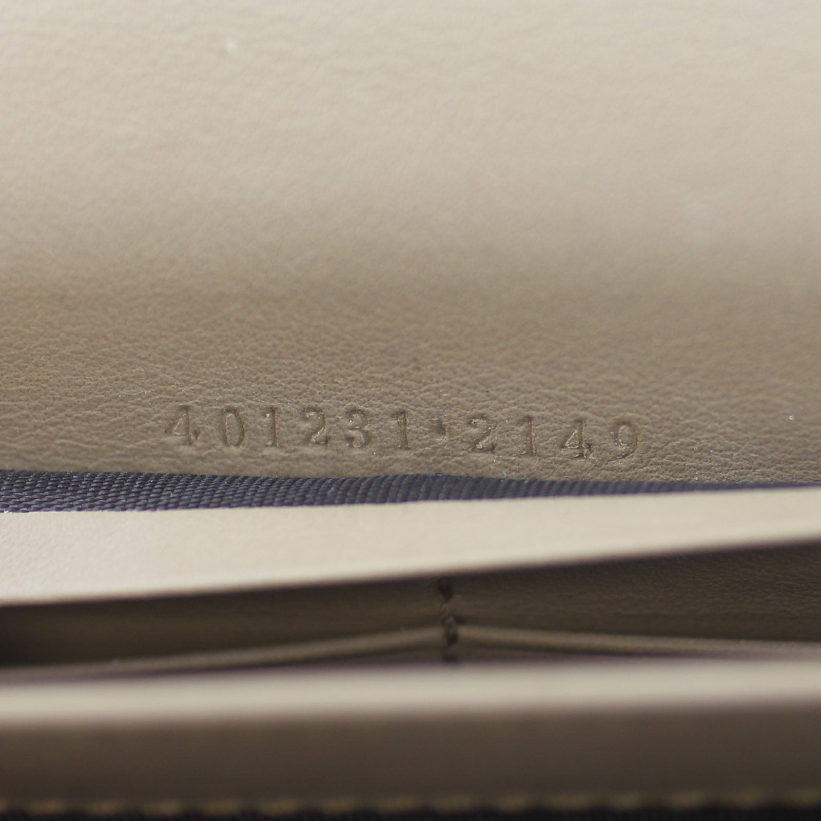 Gucci Dionysus Wallet on Chain Code