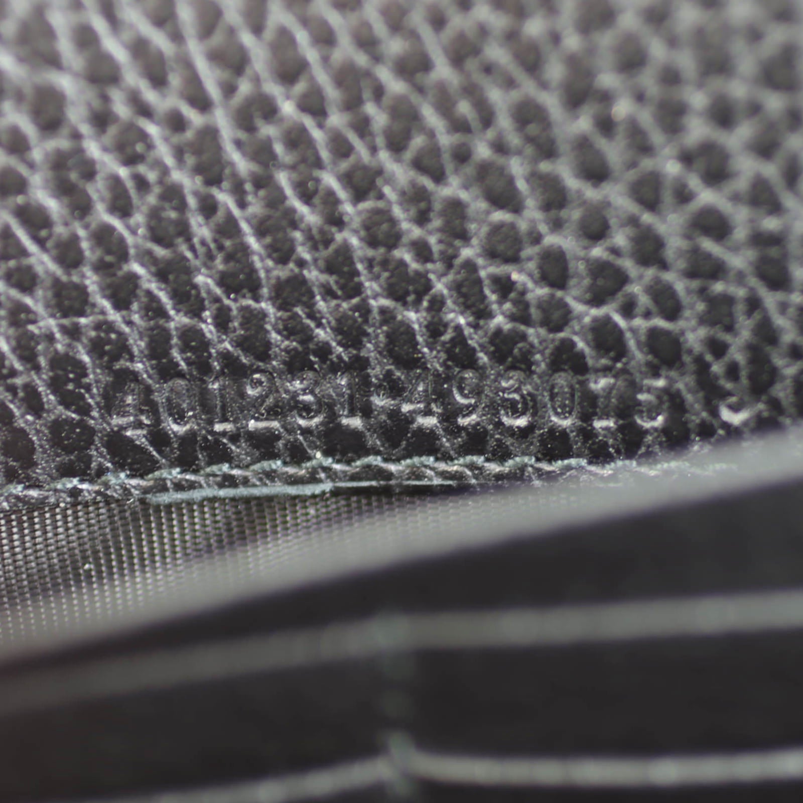 Gucci Dionysus Leather Chain Wallet Code