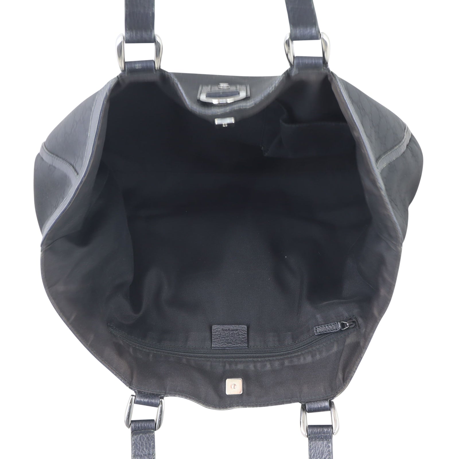 Gucci GG Canvas Abbey Tote Whole interior