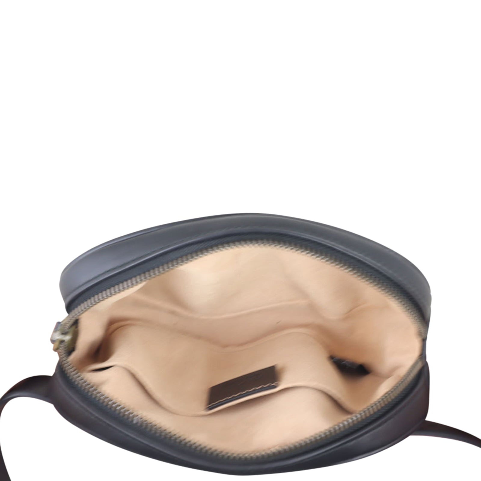 Gucci GG Marmont Belt Bag Whole interior