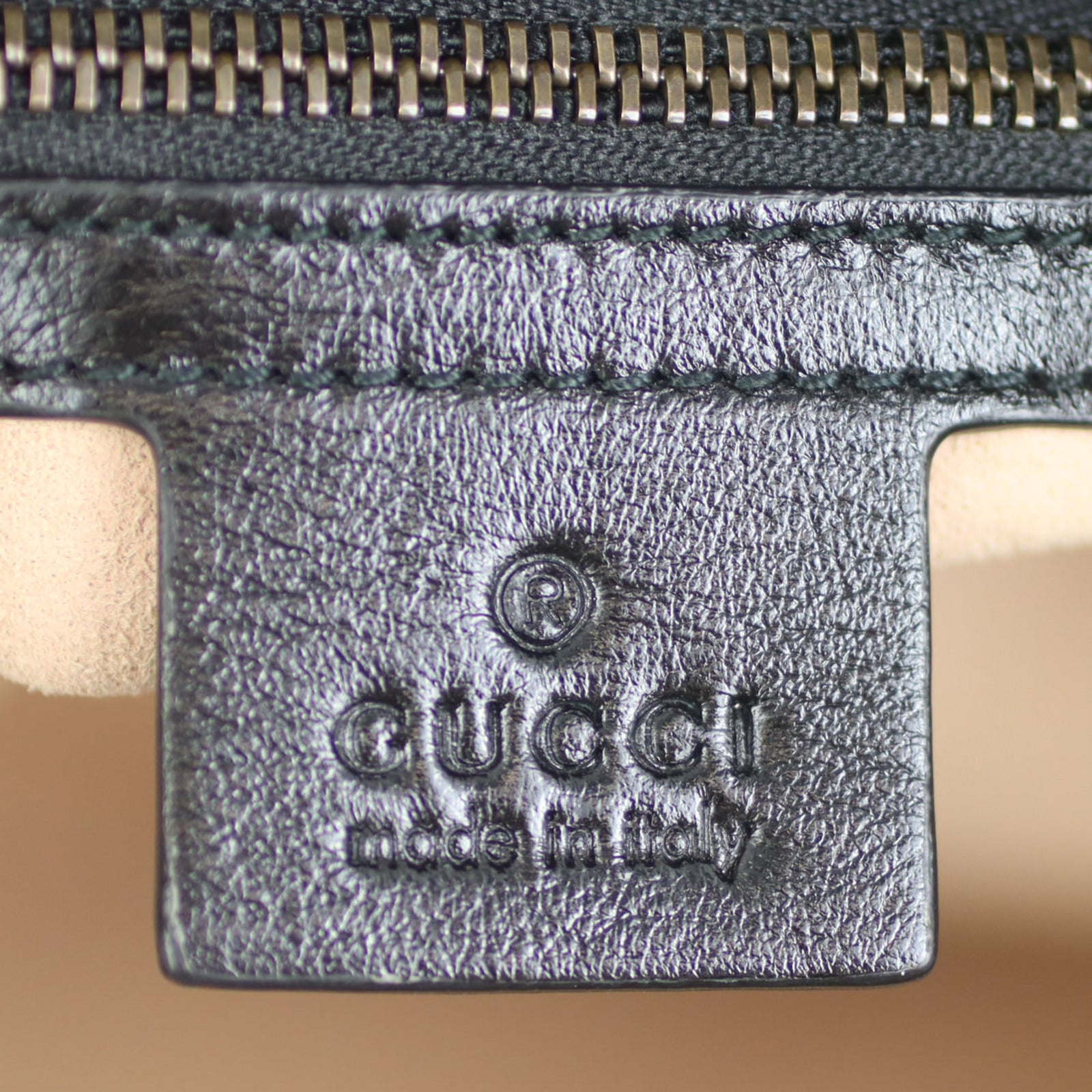 Gucci GG Marmont Medium Tote Stamp