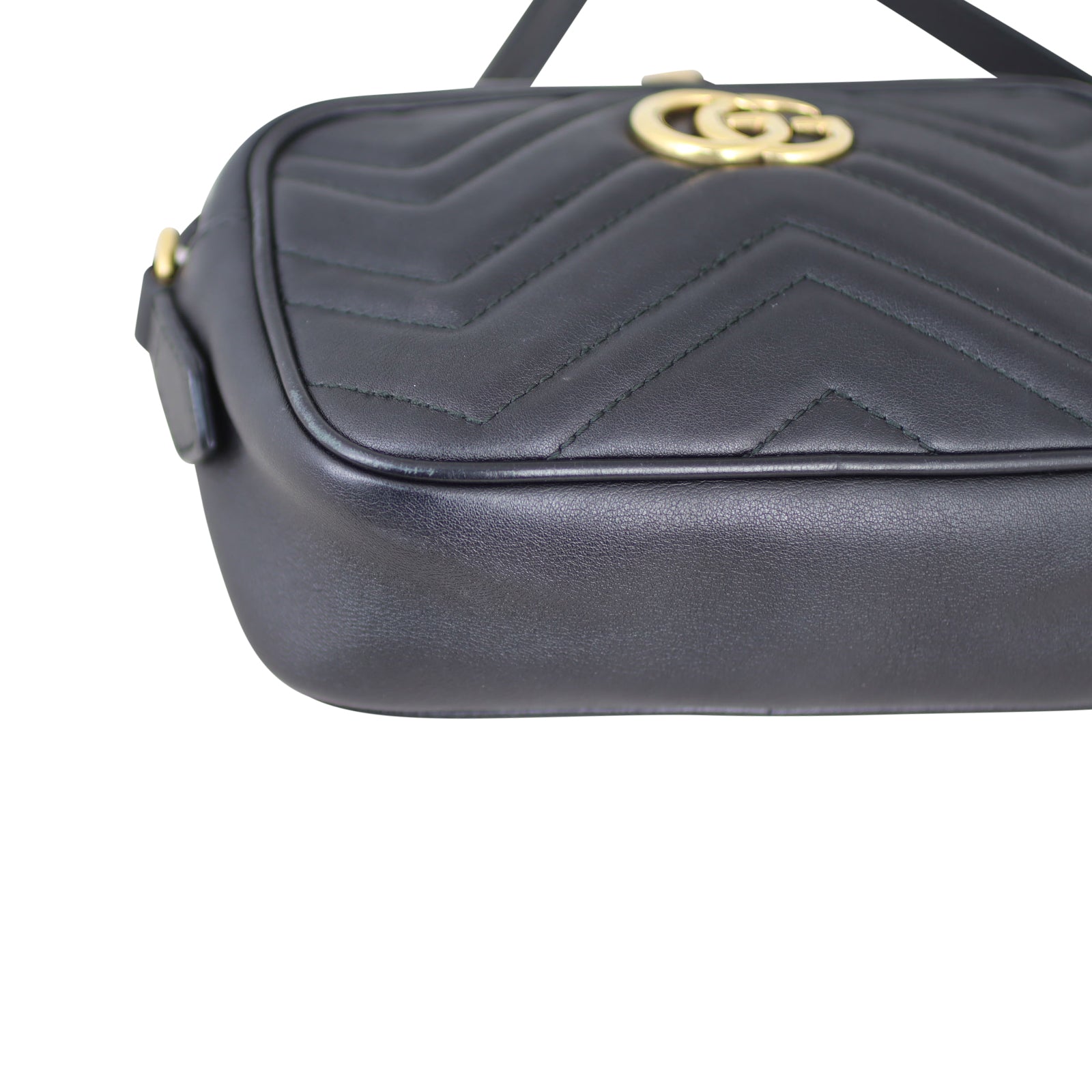 Gucci GG Marmont Mini Camera Bag Corner