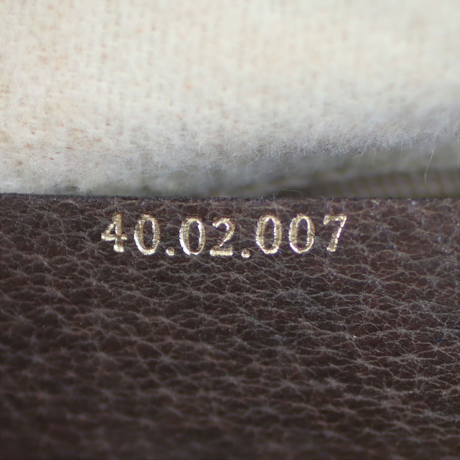 Gucci GG Supreme Boston Code