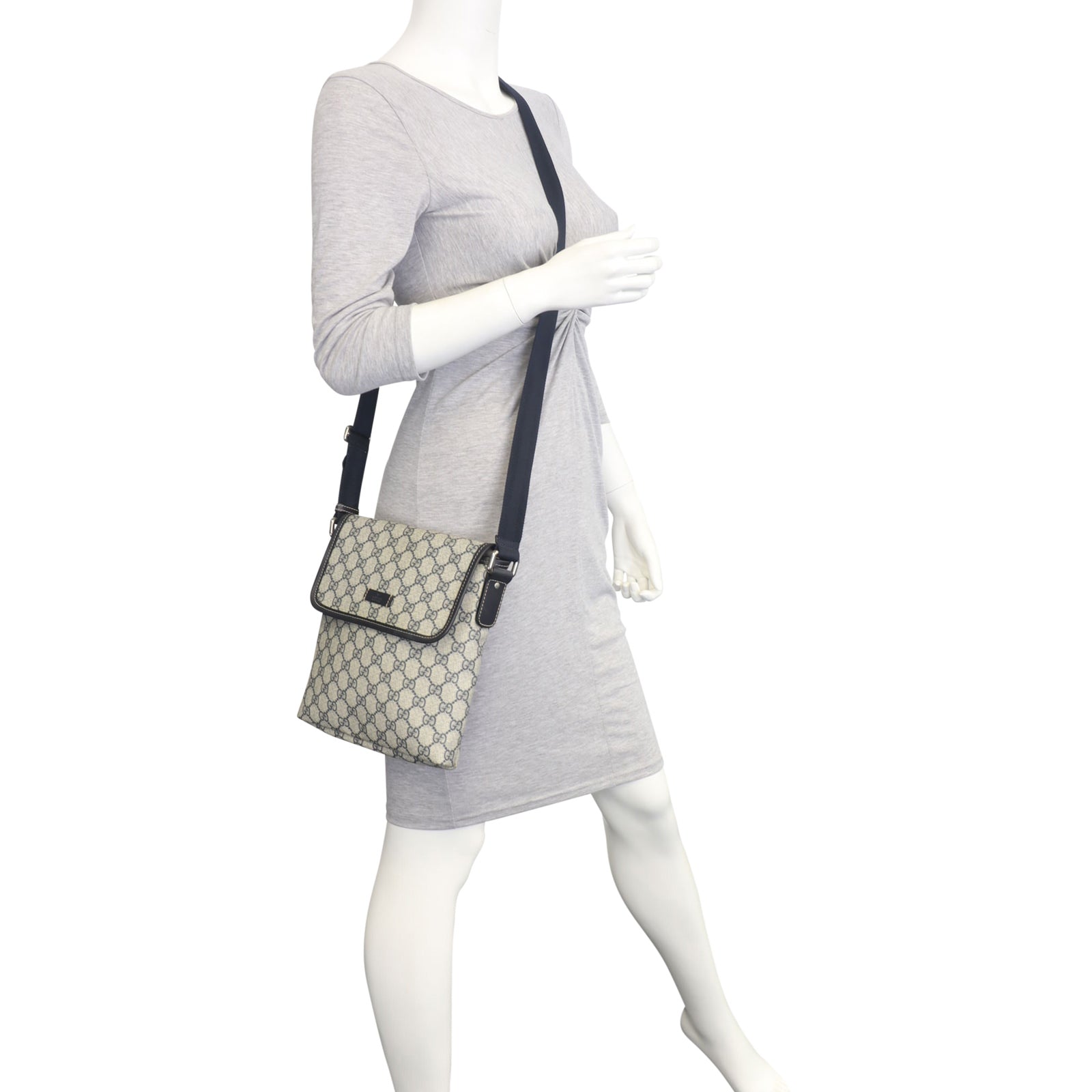 Gucci GG Supreme Crossbody Bag Mannequin
