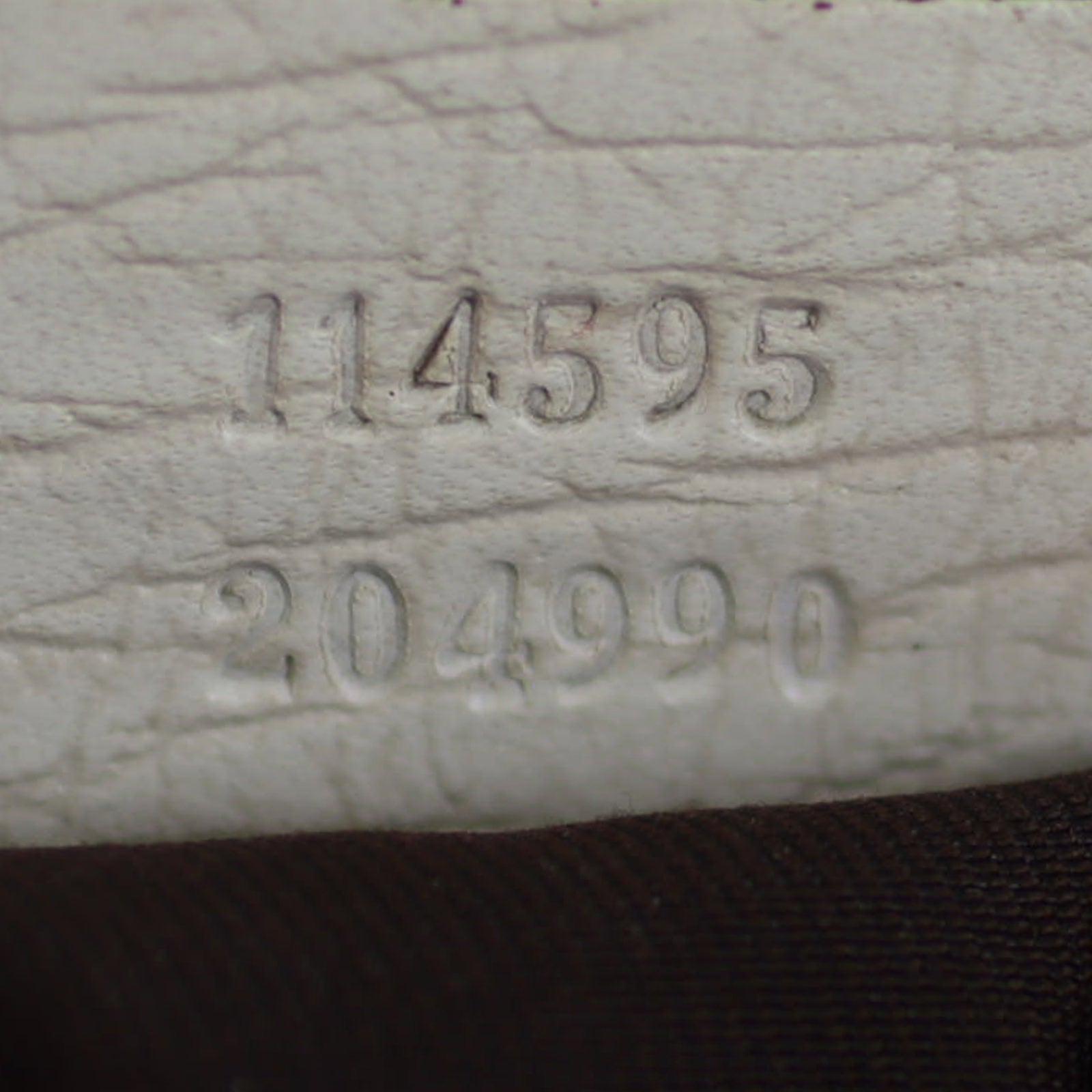 Gucci GG Supreme Shopper Tote Code