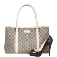 Gucci GG Supreme Shopper Tote Scale