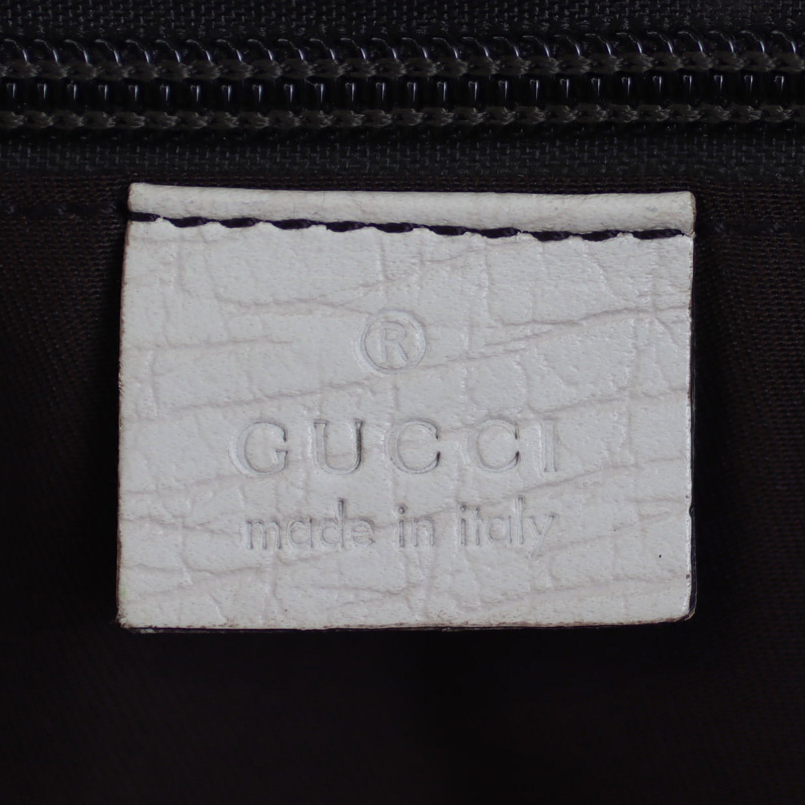 Gucci GG Supreme Shopper Tote Stamp