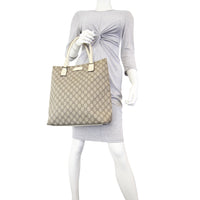 Gucci GG Supreme Tote Large Mannequin