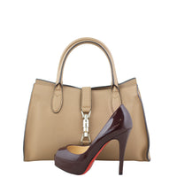 Gucci Jackie Small Soft Tote Scale