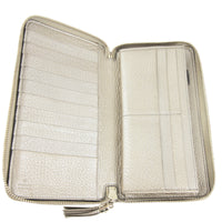 Gucci Soho Continental Wallet interior