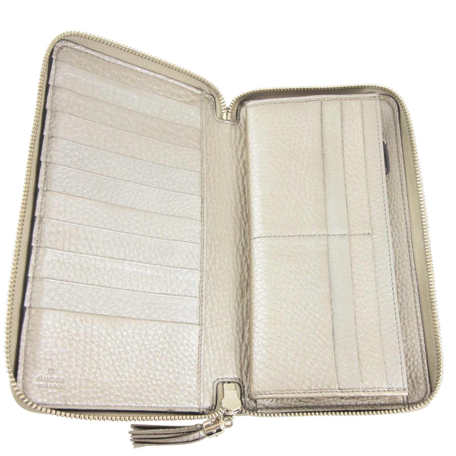 Gucci Soho Continental Wallet interior