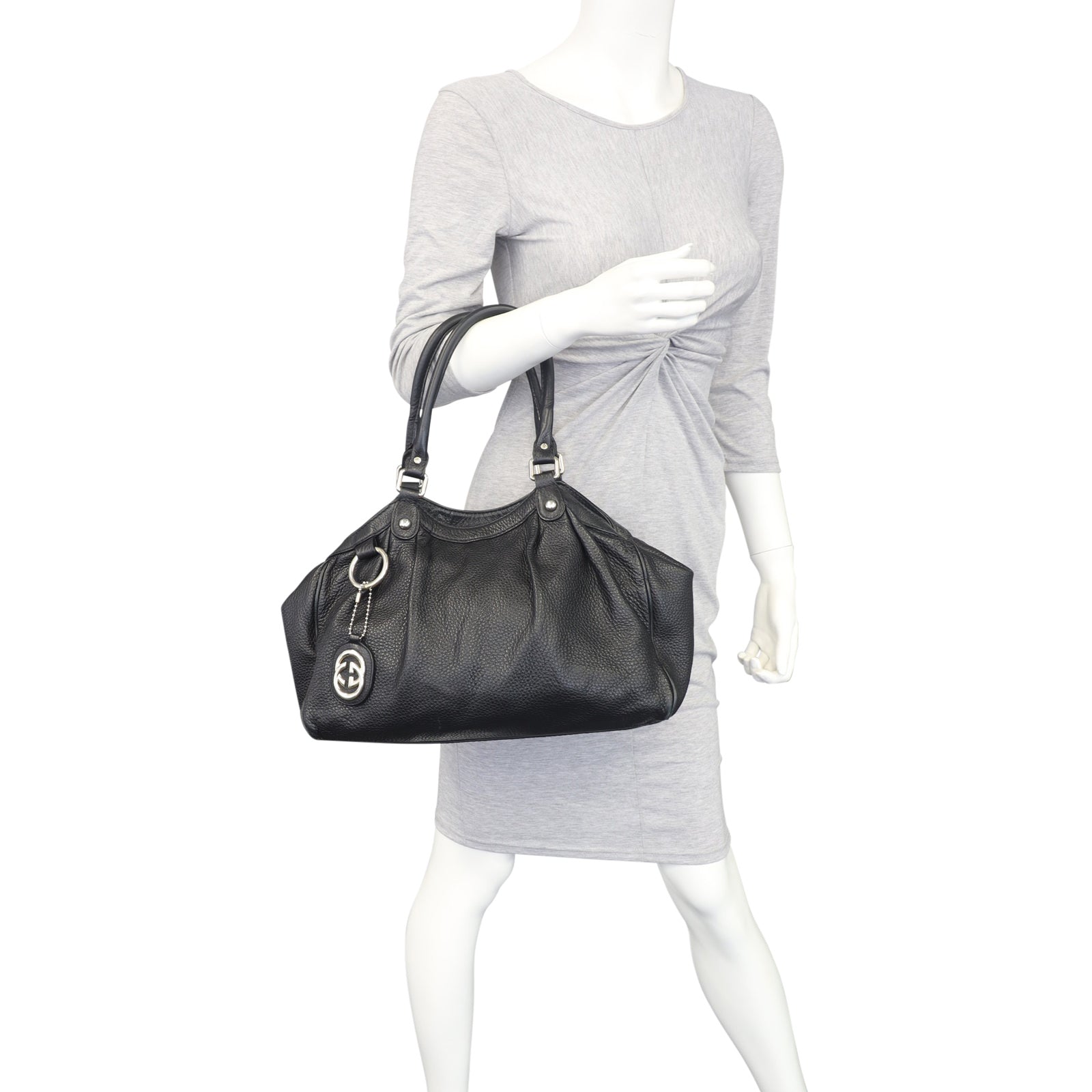 Gucci Sukey Tote Mannequin