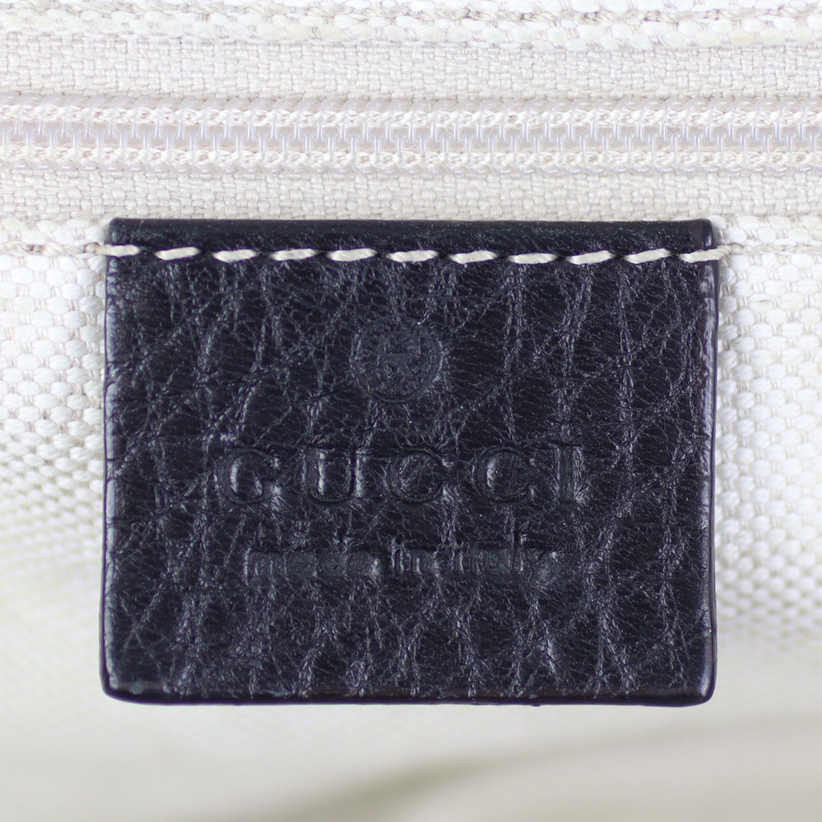 Gucci Sukey Tote Stamp