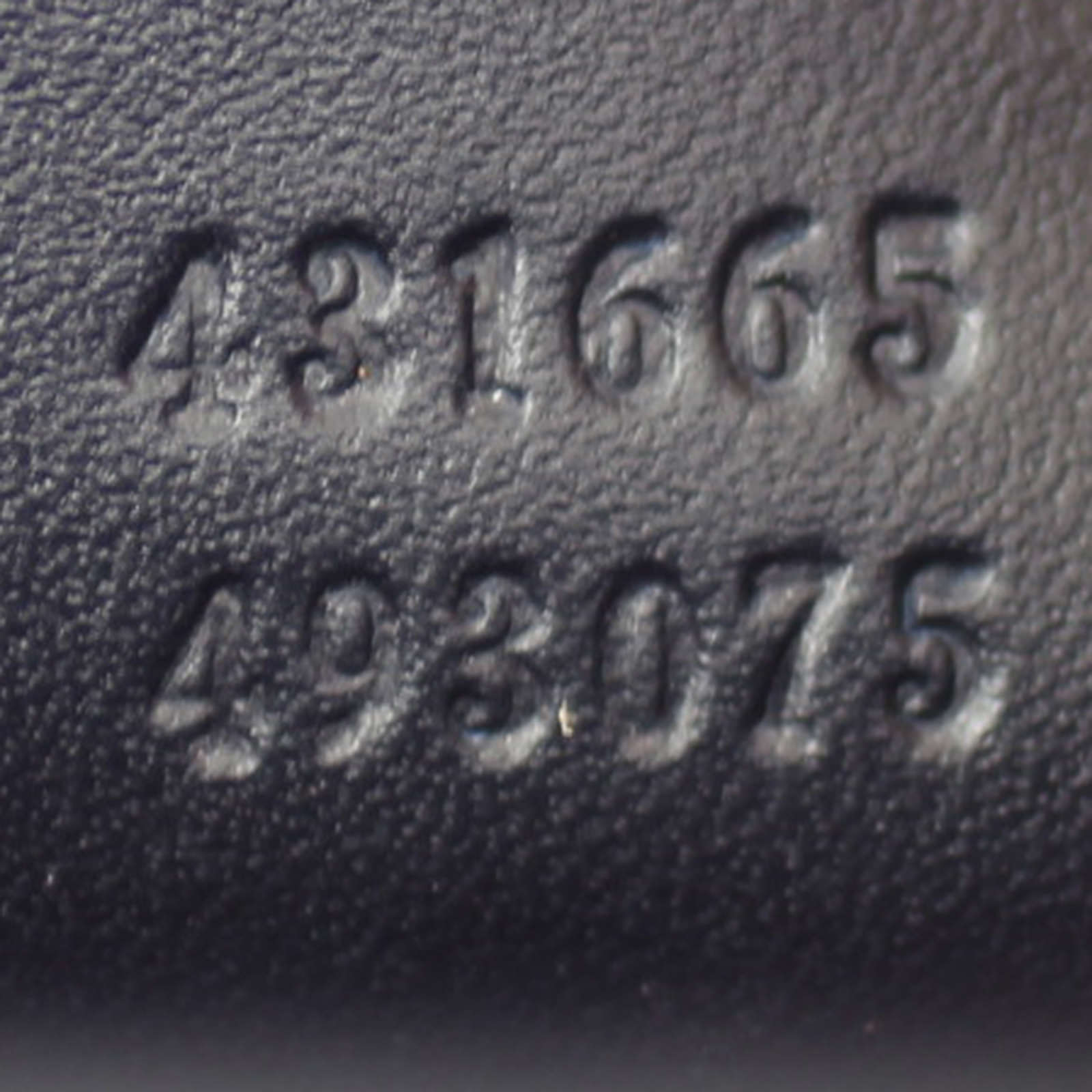 Gucci Sylvie Top Handle Medium Bag Code