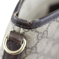 Gucci GG Supreme Tote Rubbing